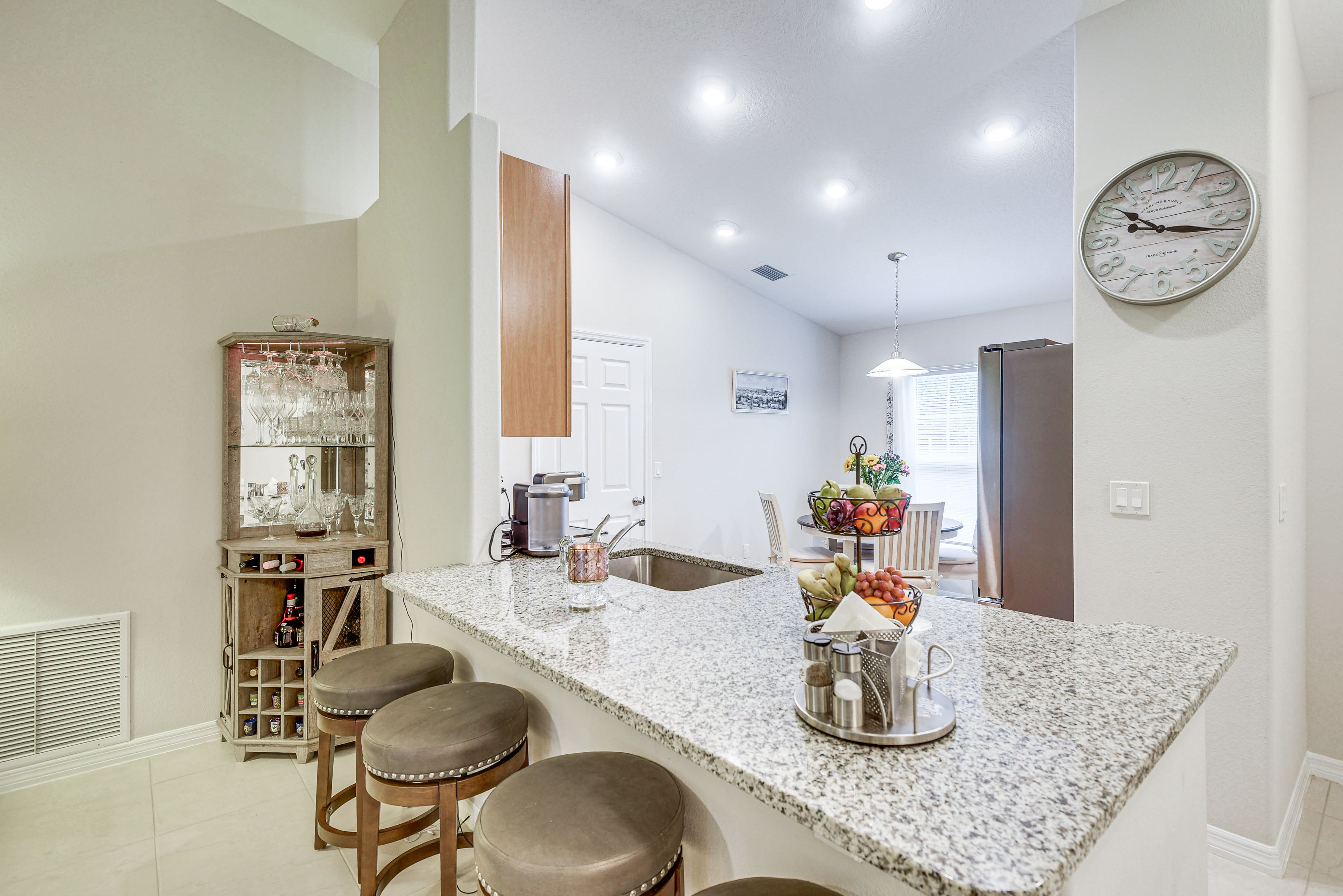Kitchen | Dishware & Flatware