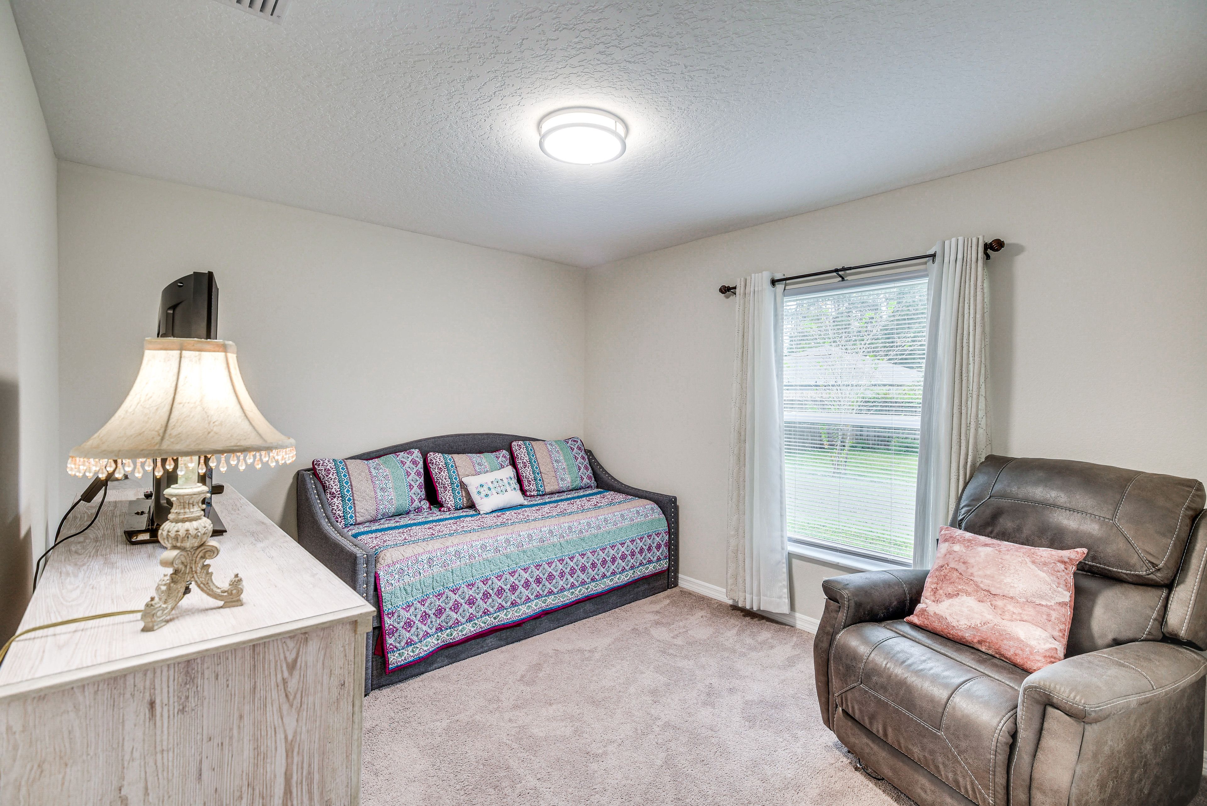 Bedroom 4 | Twin Sleeper Sofa
