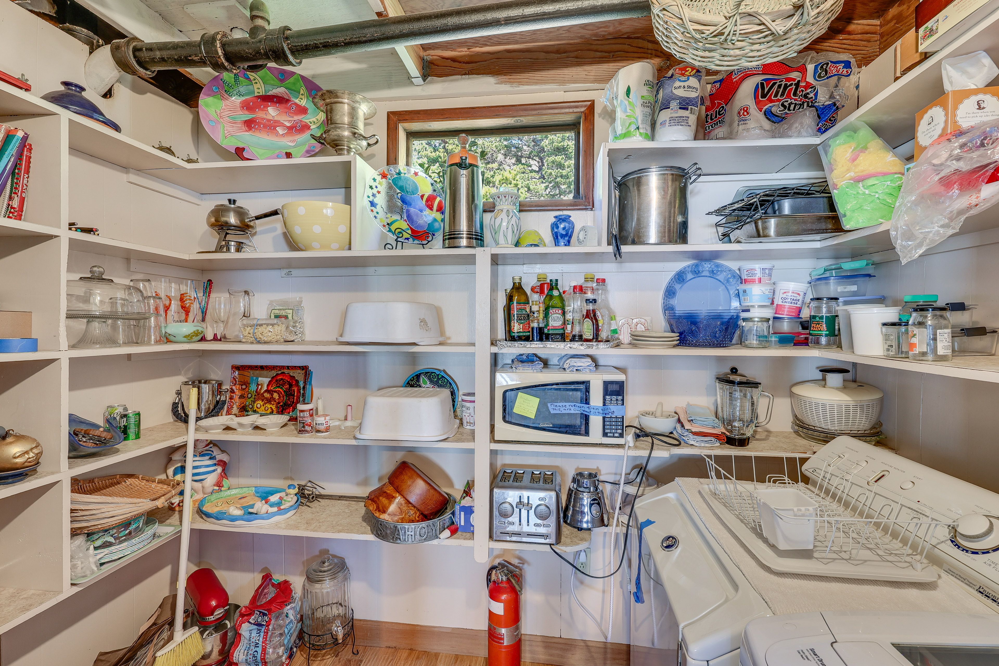 Walk-In Pantry | In-Unit Laundry | Main Level