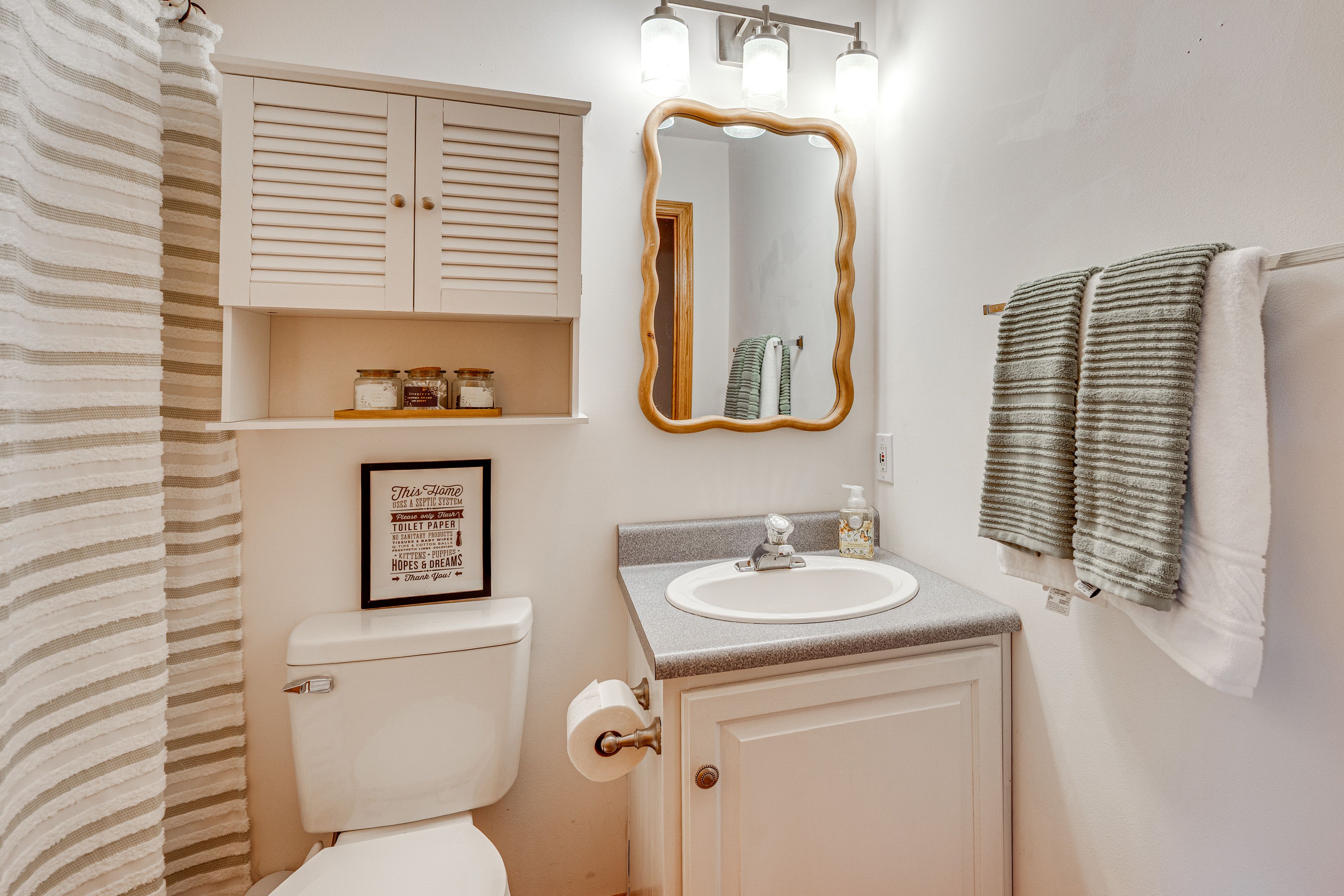 Bathroom | Towels Provided