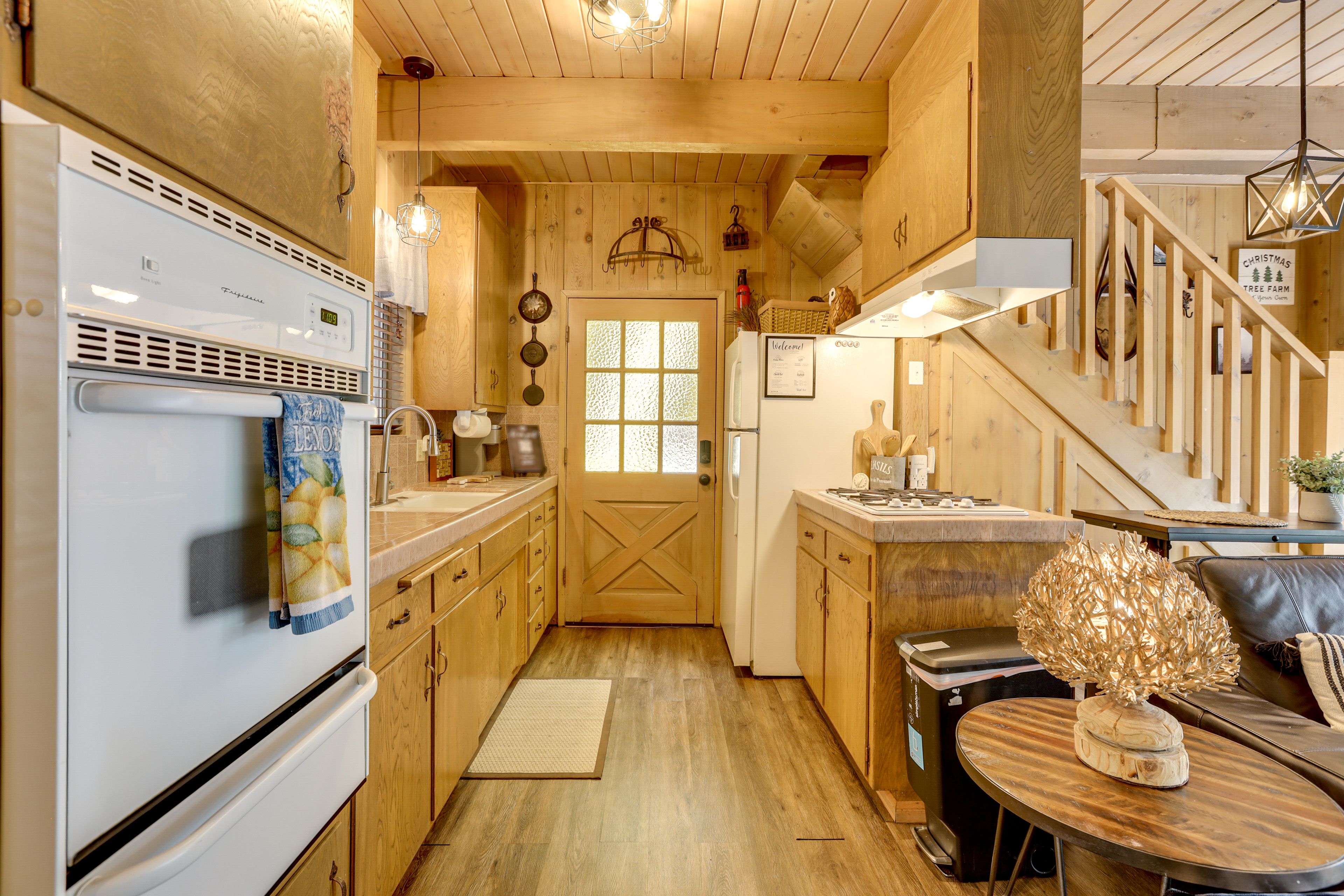 Kitchen | Cooking Basics | Keurig & Drip Coffee Makers | Main Level