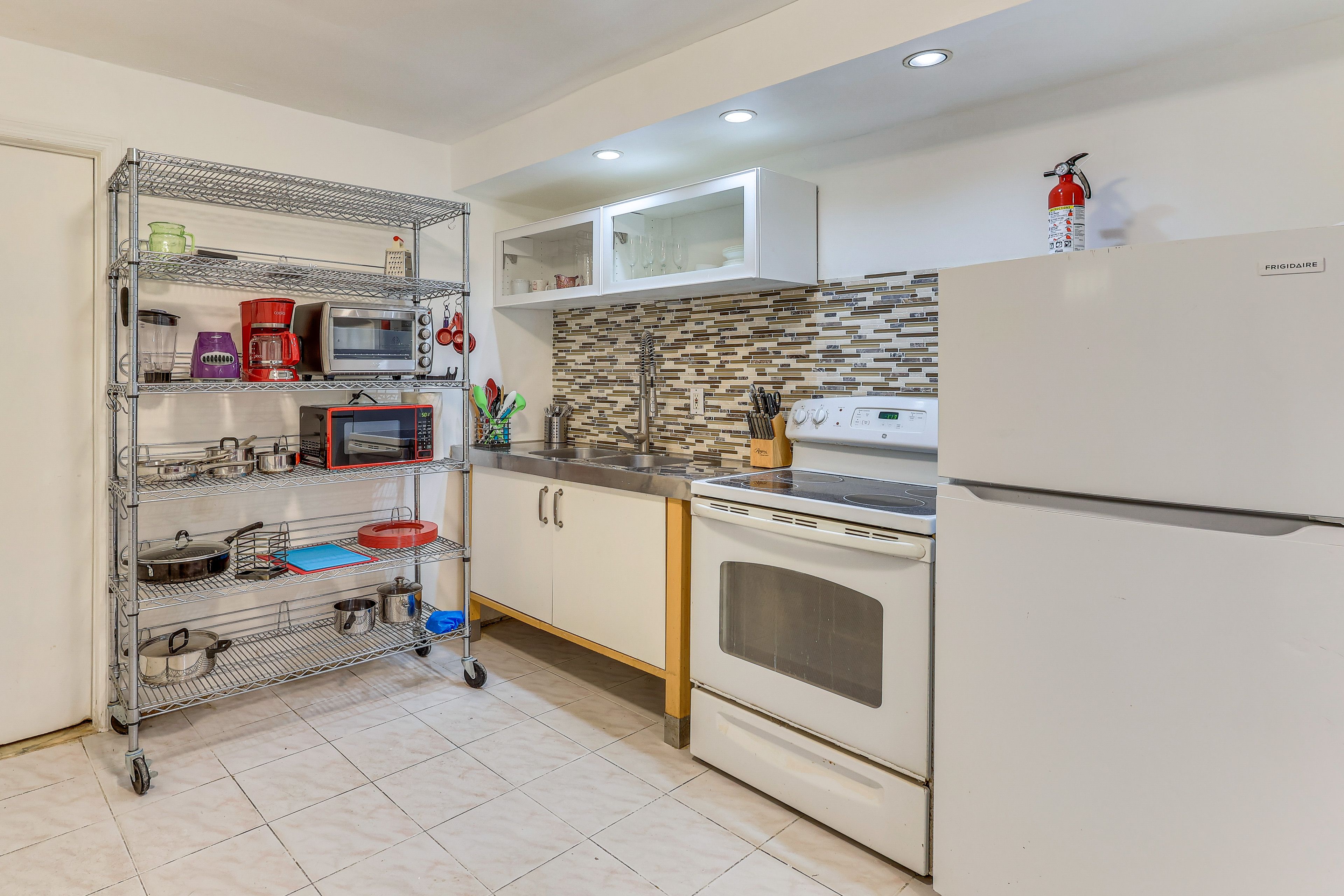 Kitchen | Single-Serve & Drip Coffee Makers | Cooking Basics | Blender | Toaster