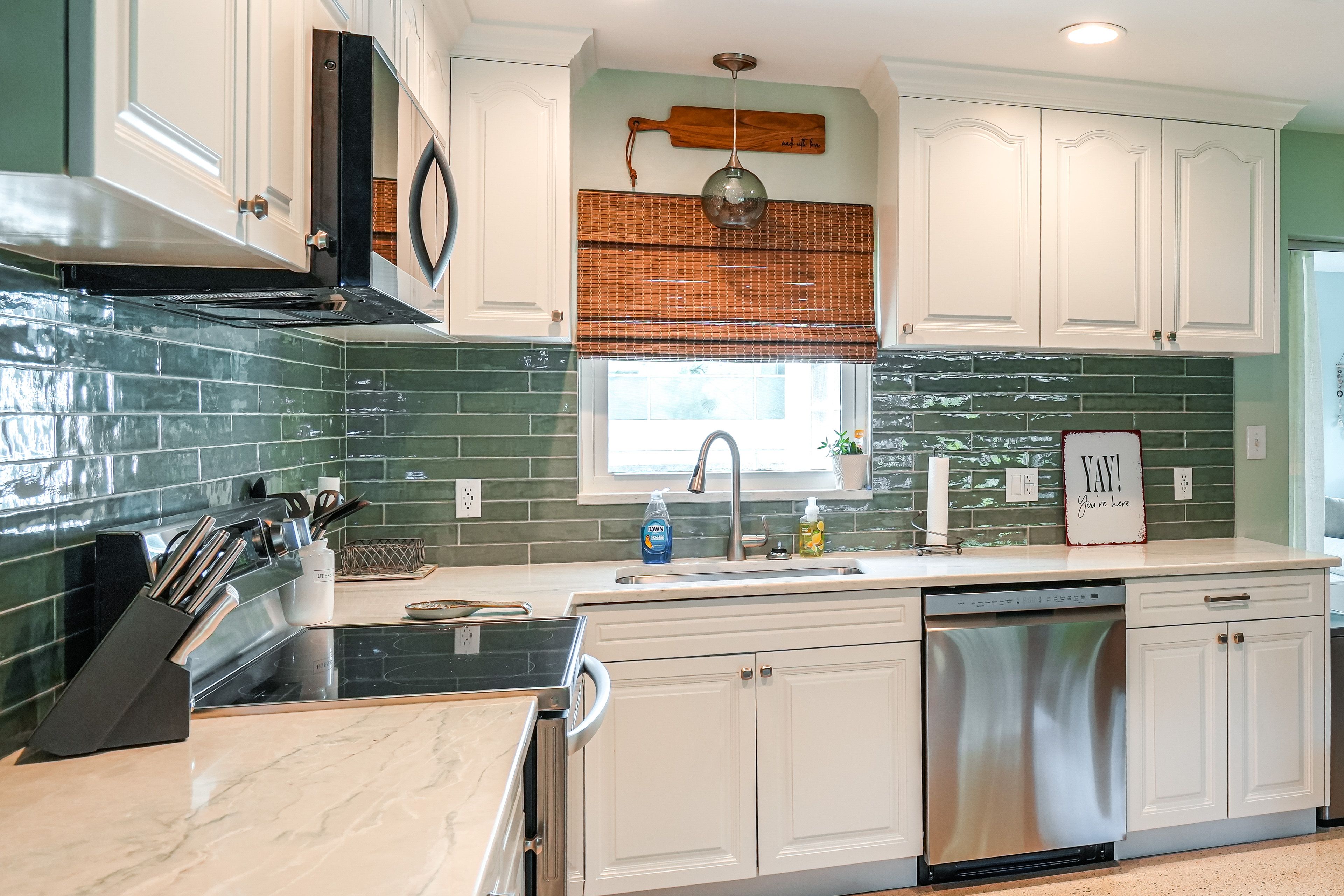 Kitchen | Dishwasher