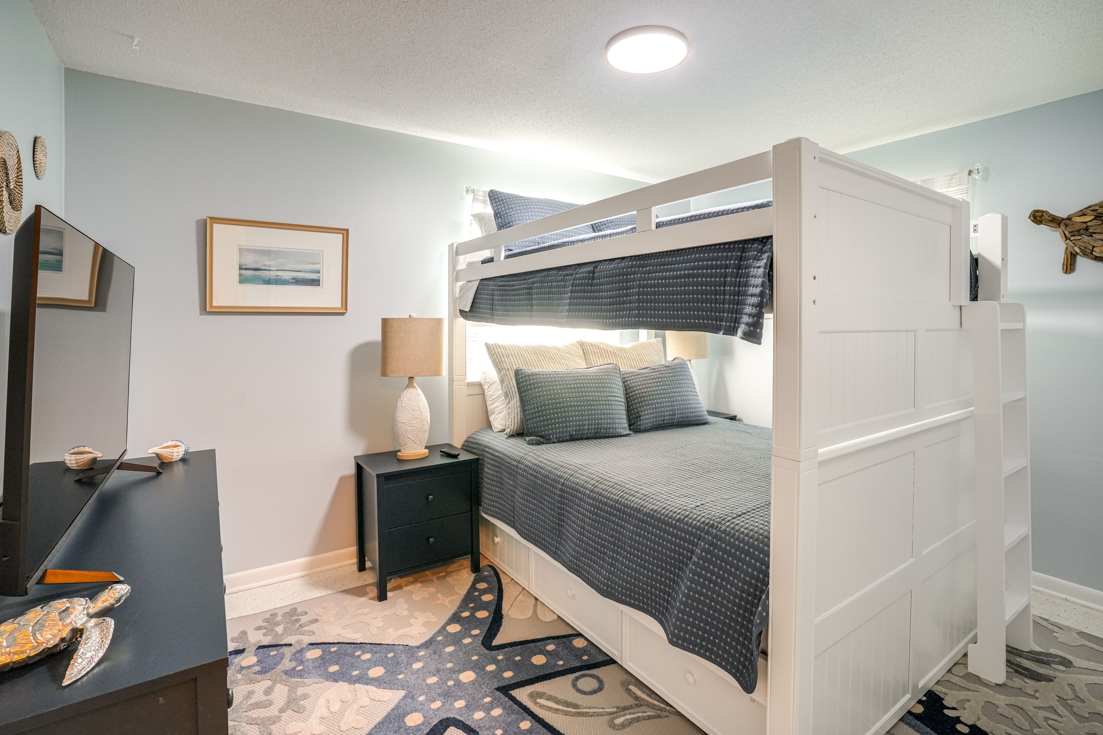 Bedroom 2 | Queen Bunk Bed w/ Full Trundle