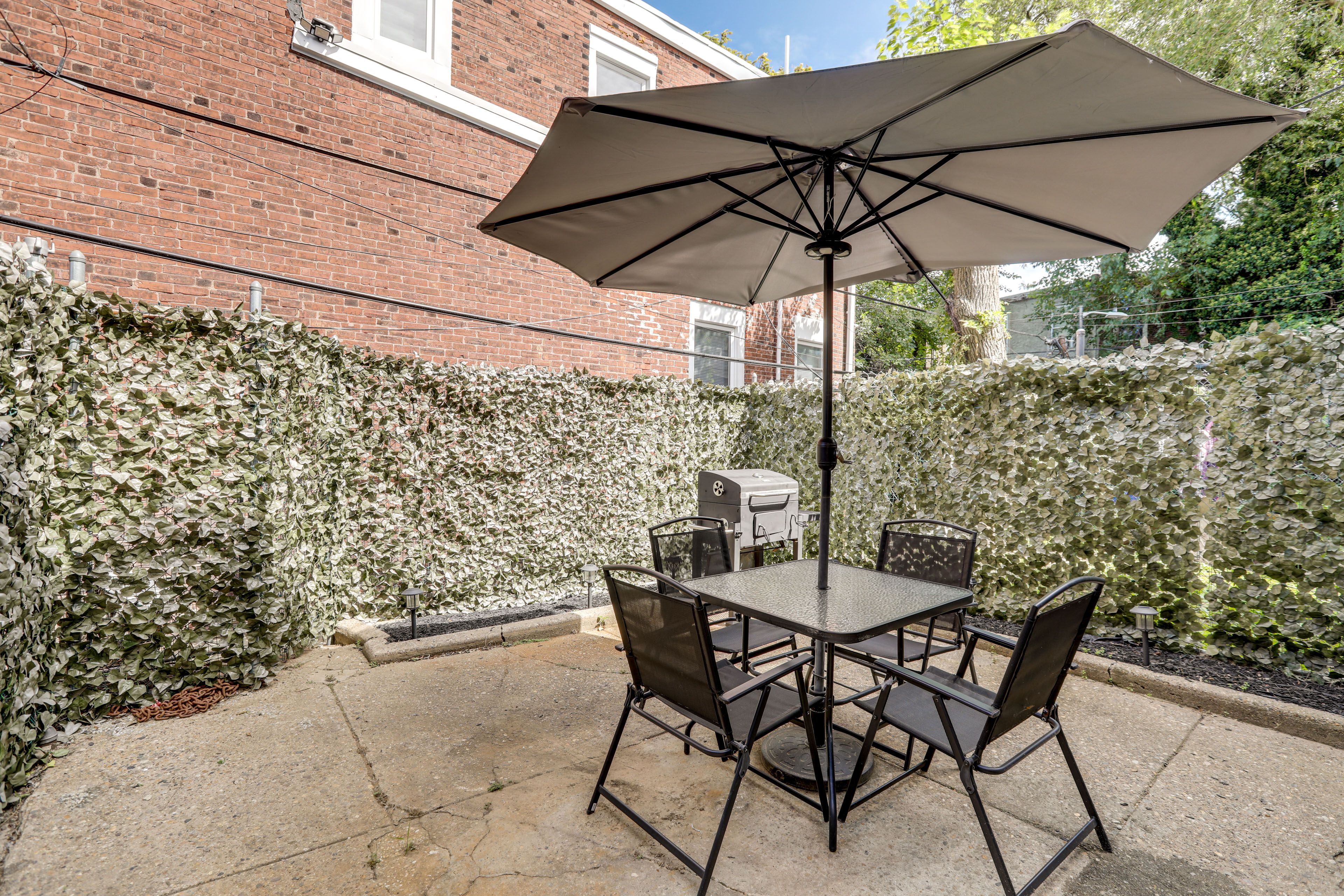 Private Patio | Outdoor Dining Area