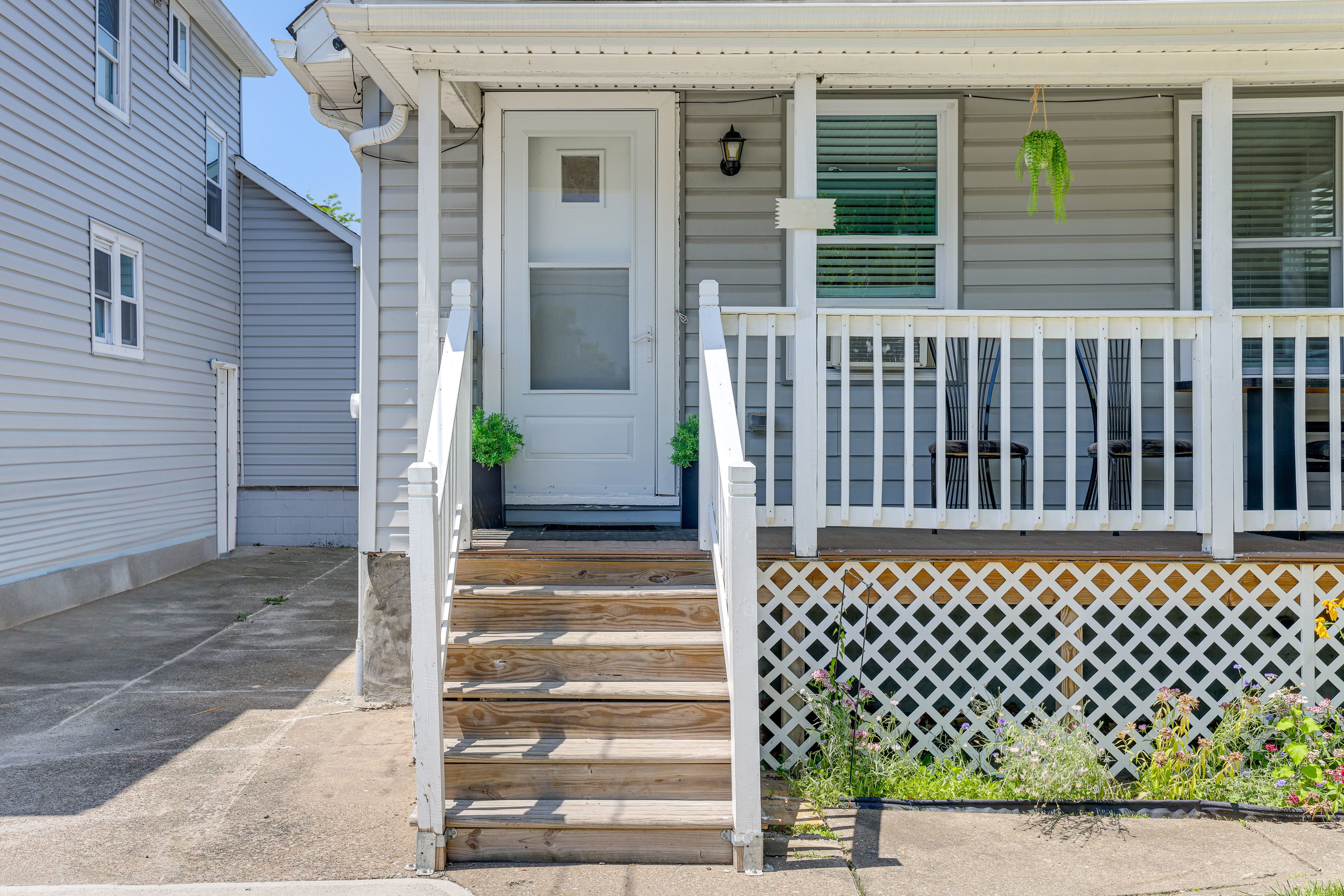 Property Exterior | Front