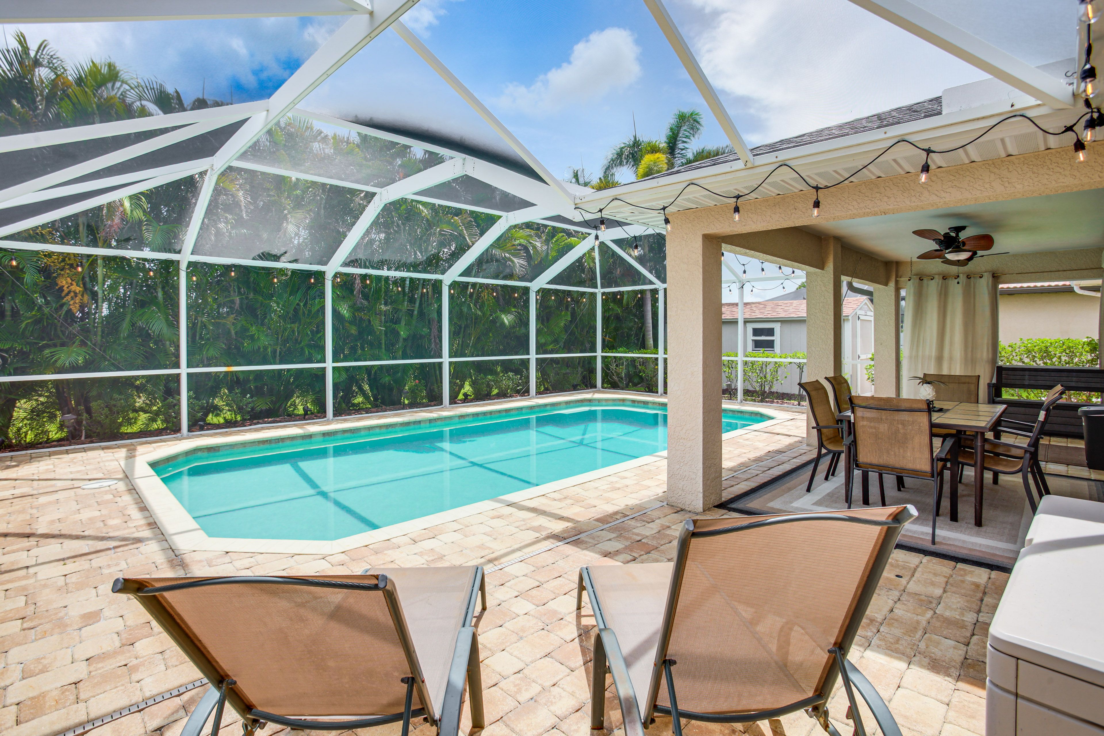 Screened Pool