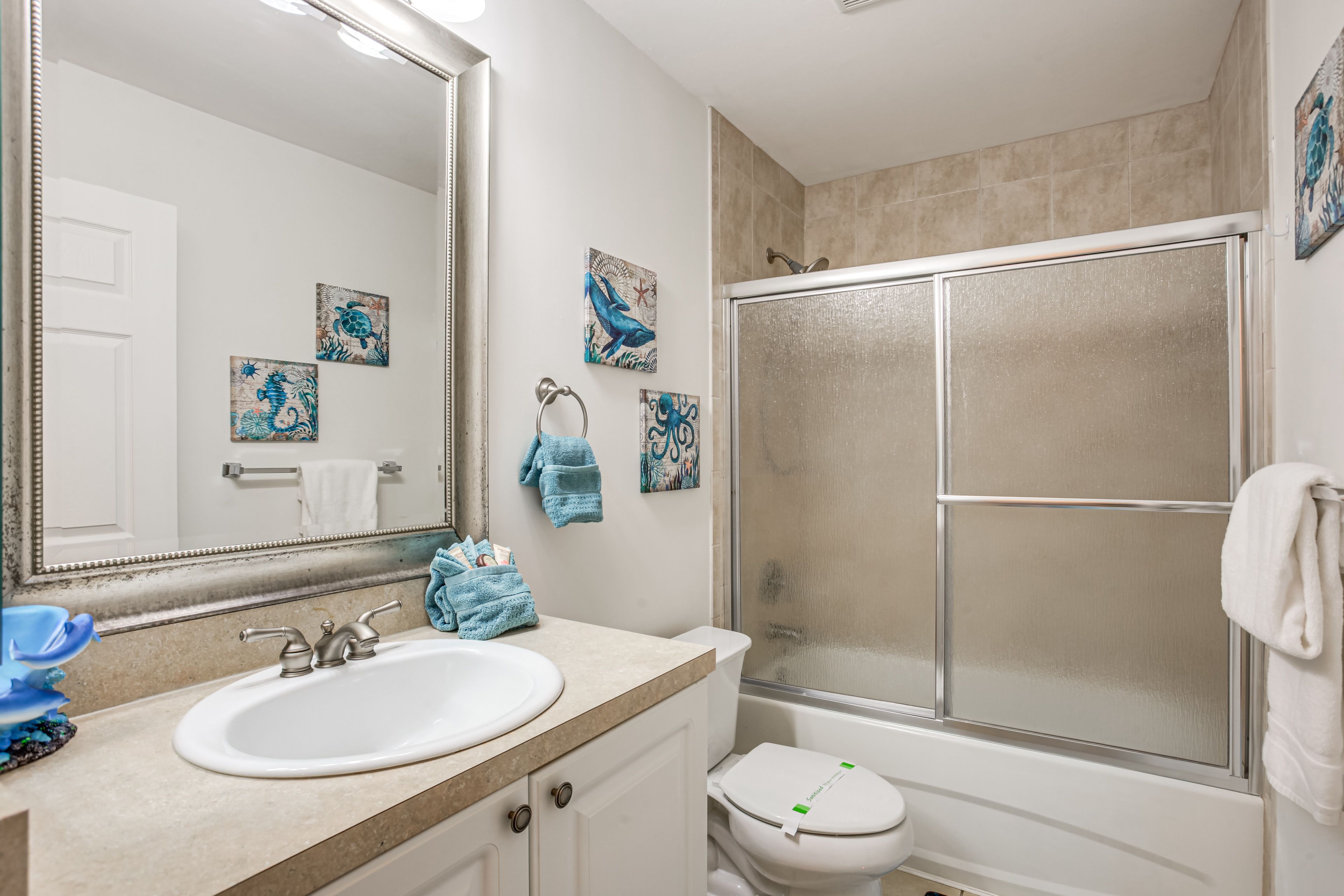 Full Bathroom