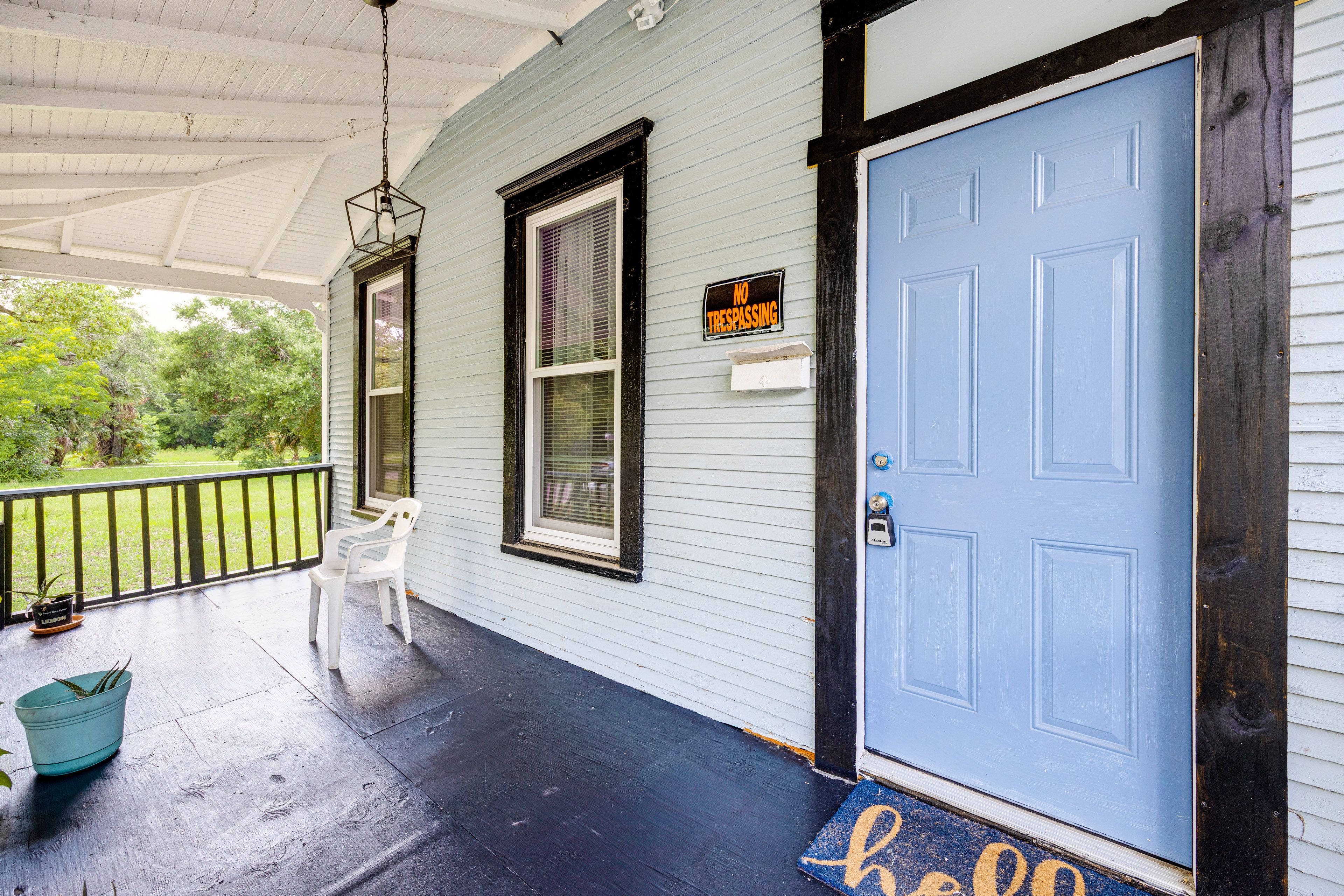 Covered Front Porch