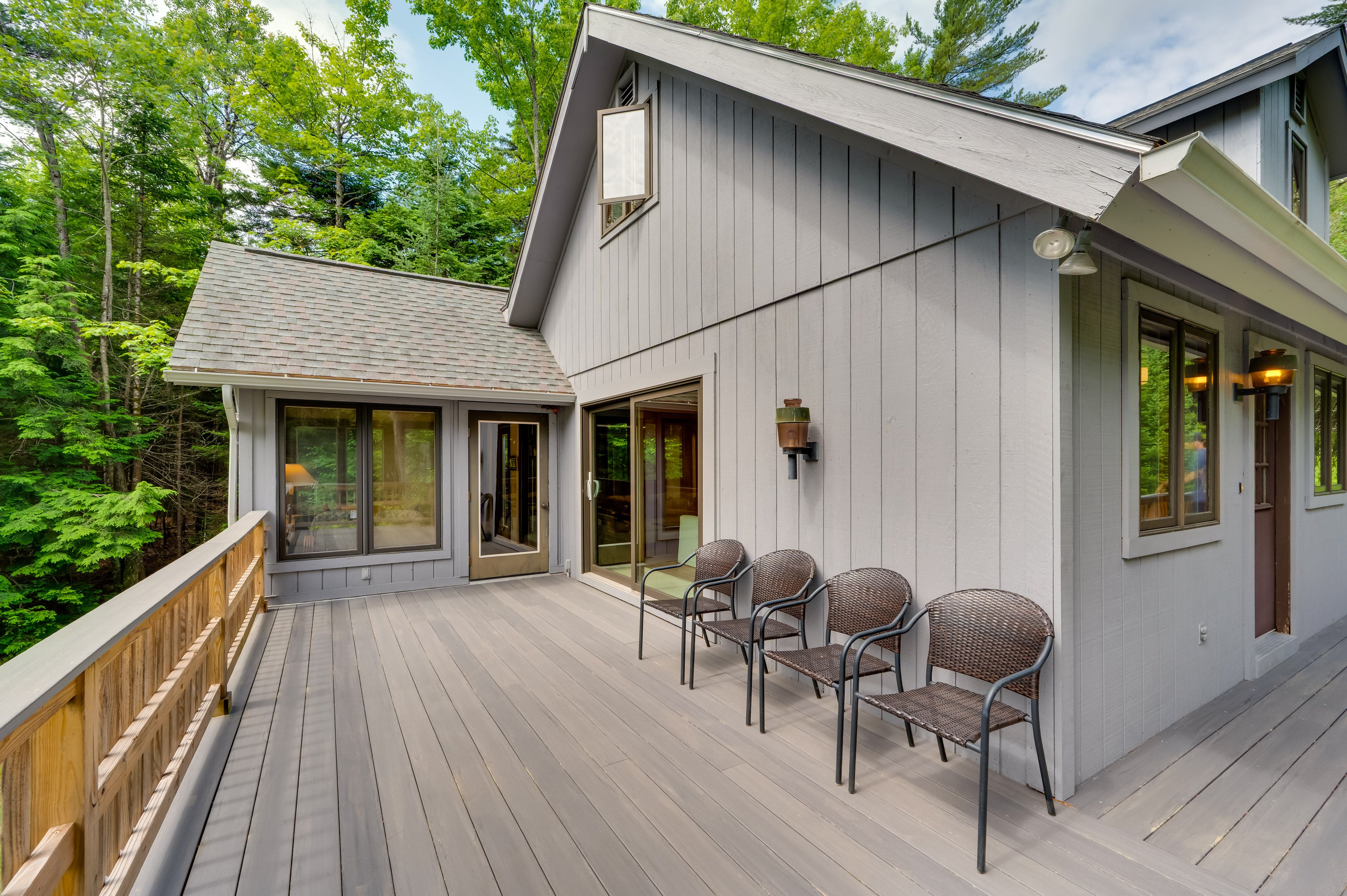 Exterior | Wraparound Deck