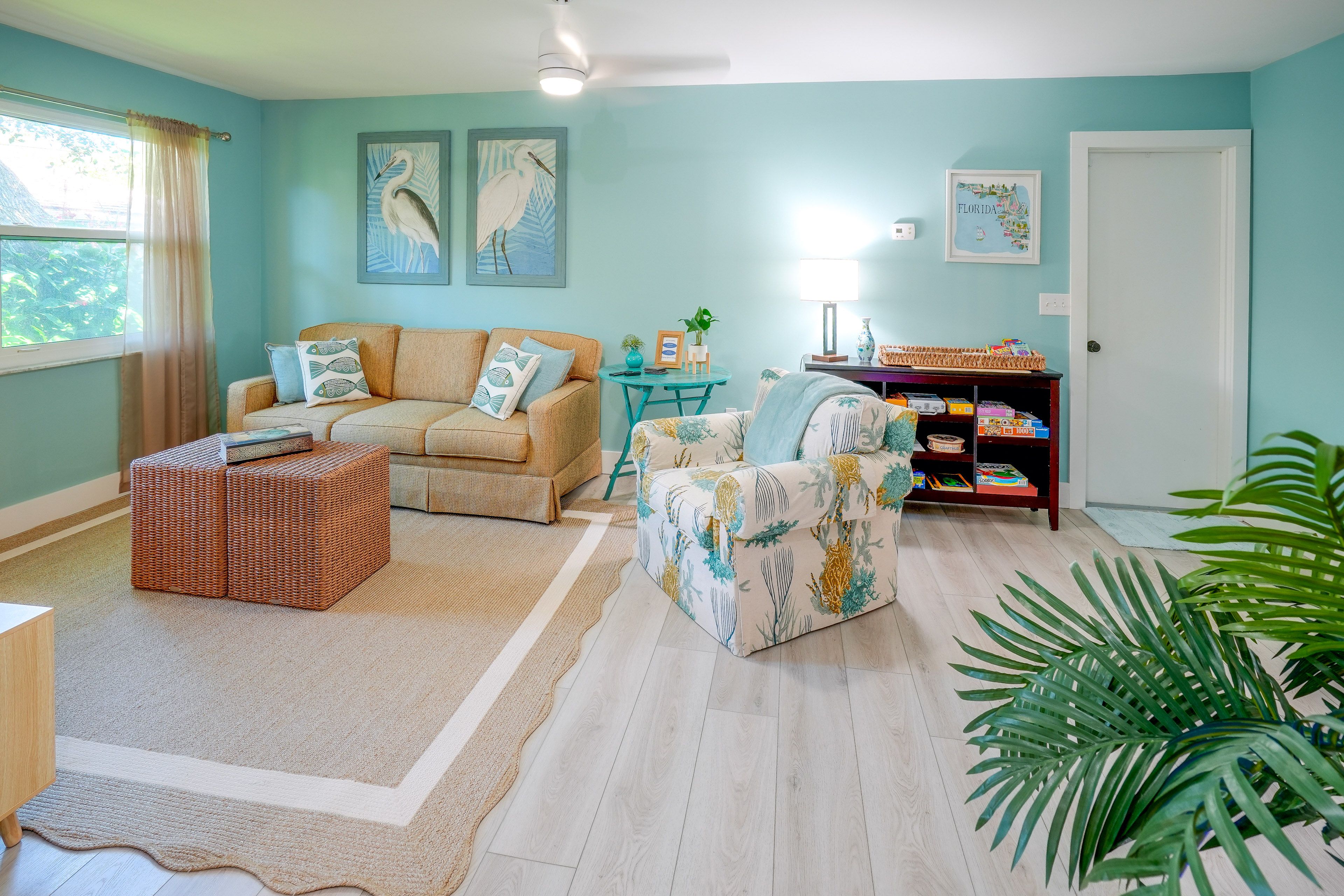 Family Room | Queen Sleeper Sofa