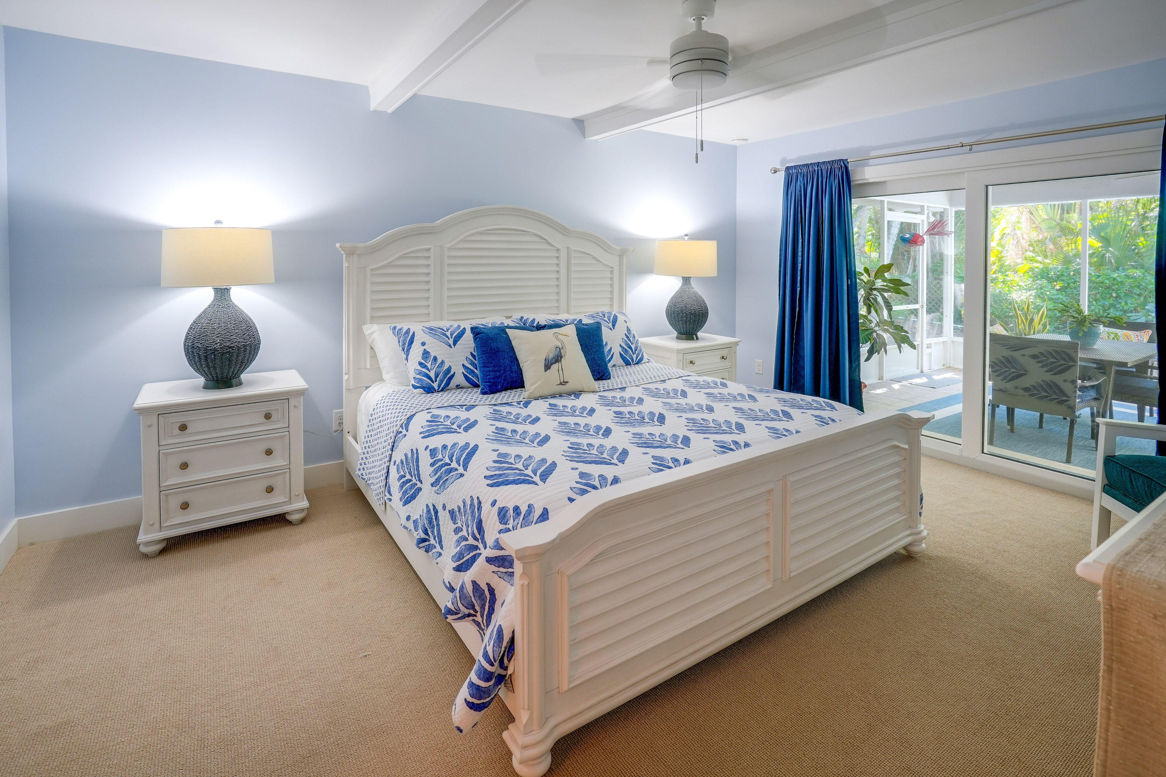 Bedroom 1 | King Bed