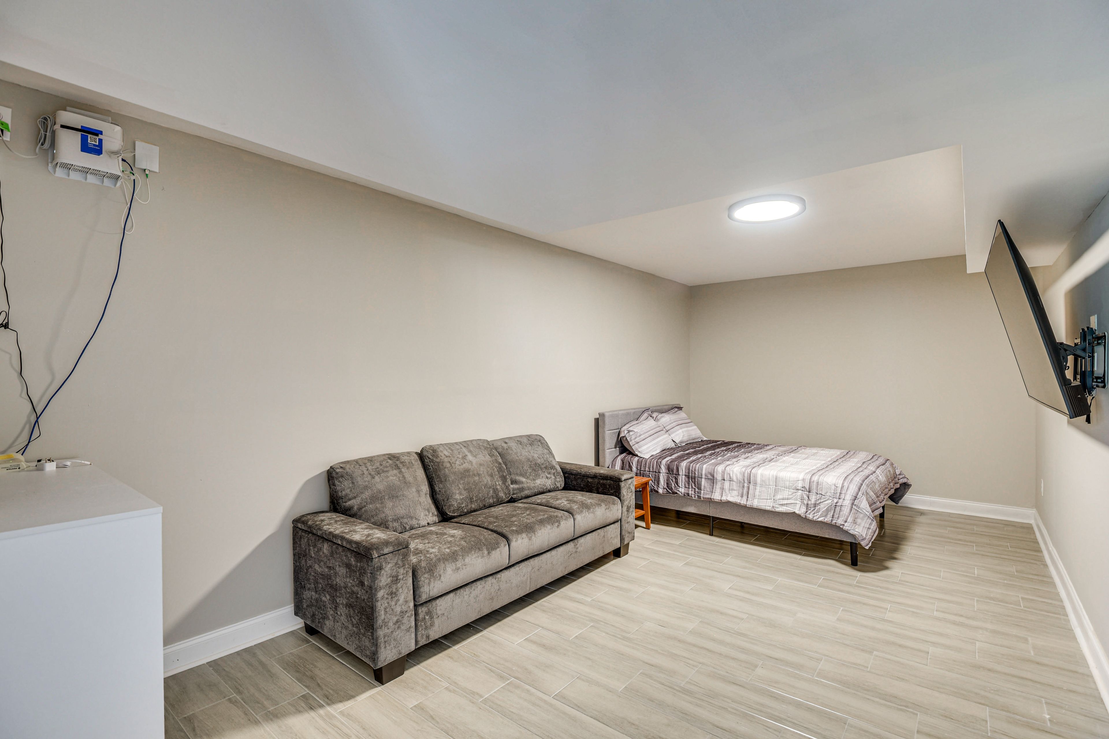 Bedroom 3 | Queen Bed | 1st Floor