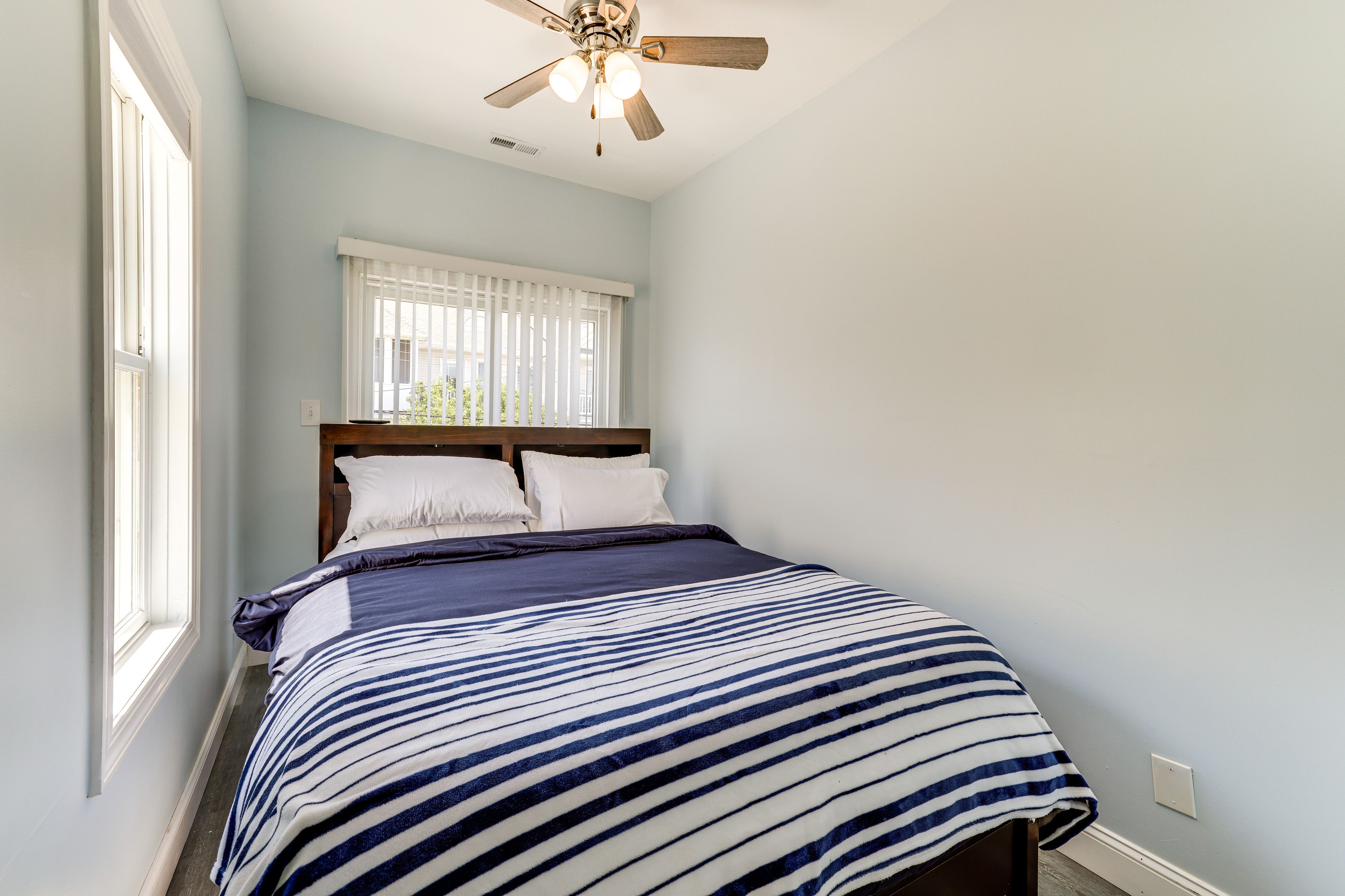 Bedroom 1 | Queen Bed | Linens Provided