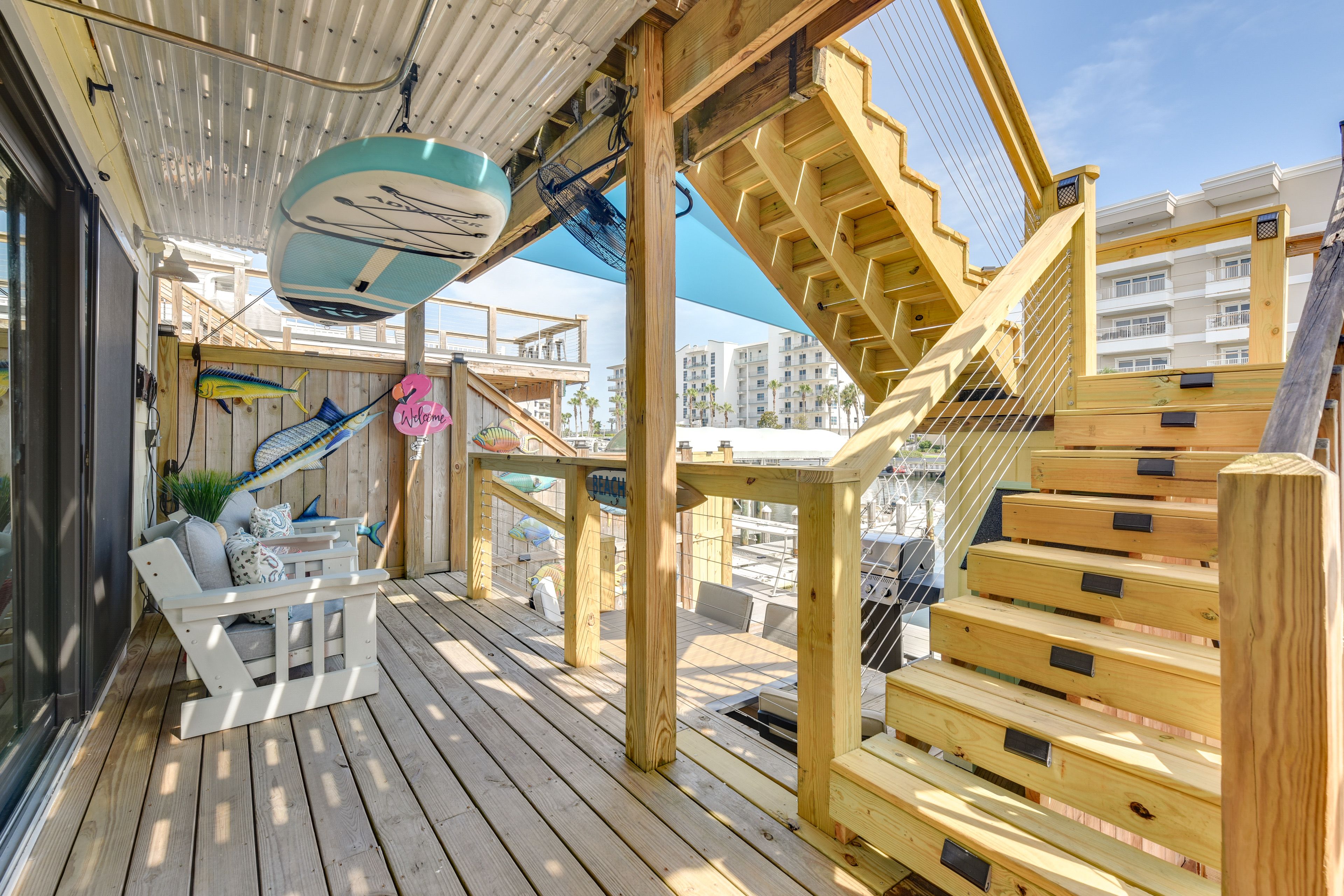 Lower Deck | Gas Grill