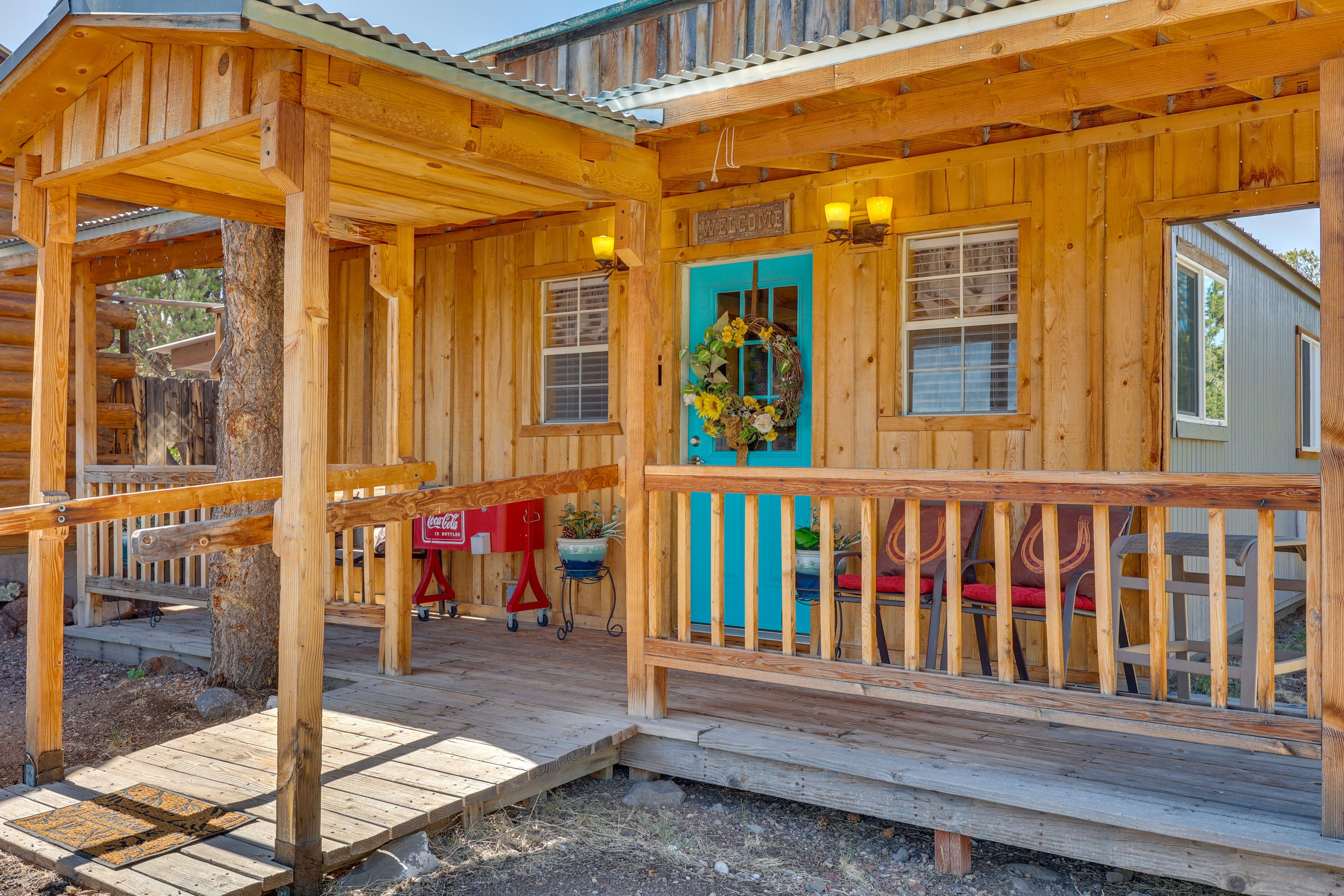 Eagar Vacation Rental | 2BR | 1BA | 774 Sq Ft | Step-Free Entry