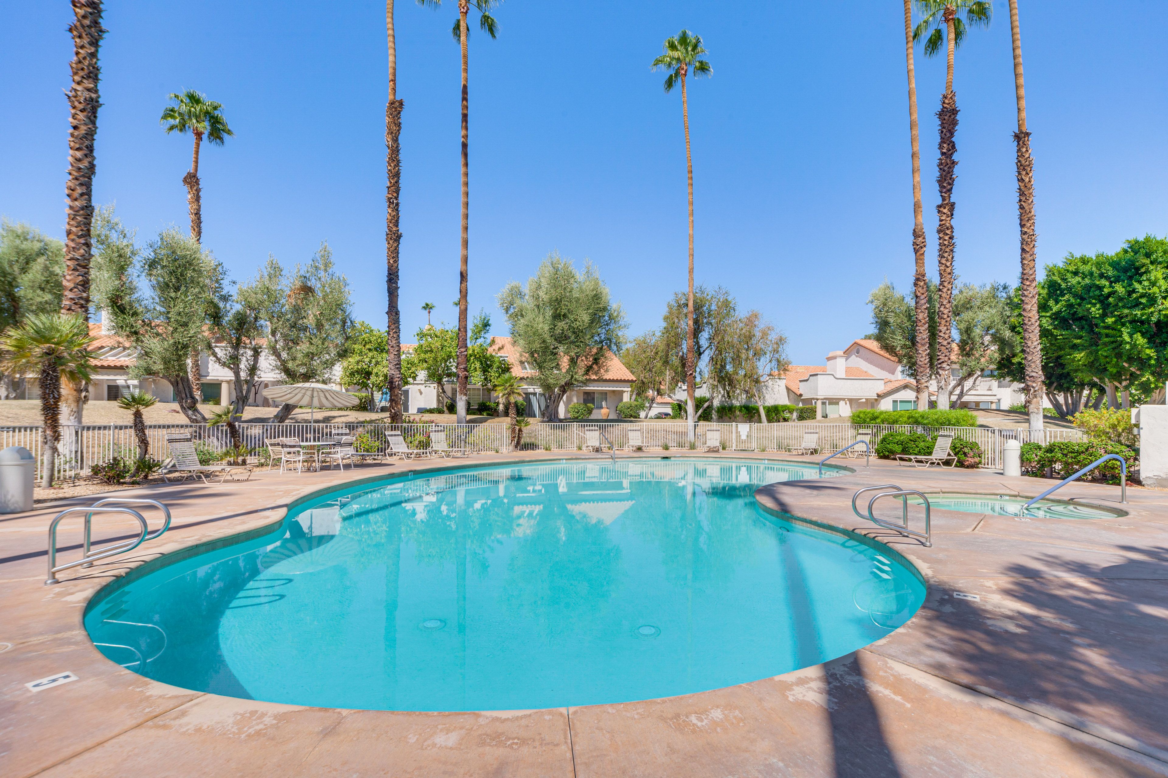 Desert Falls Villas | Community Amenities | Outdoor Pool