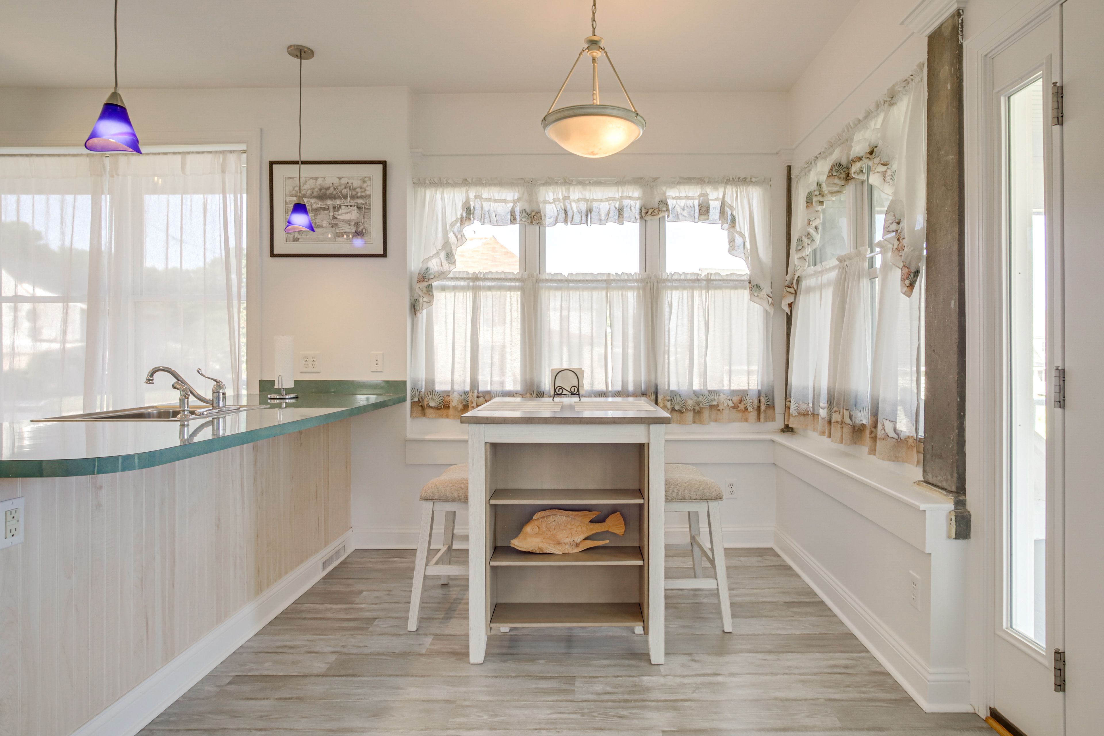 Breakfast Nook | 1st Floor