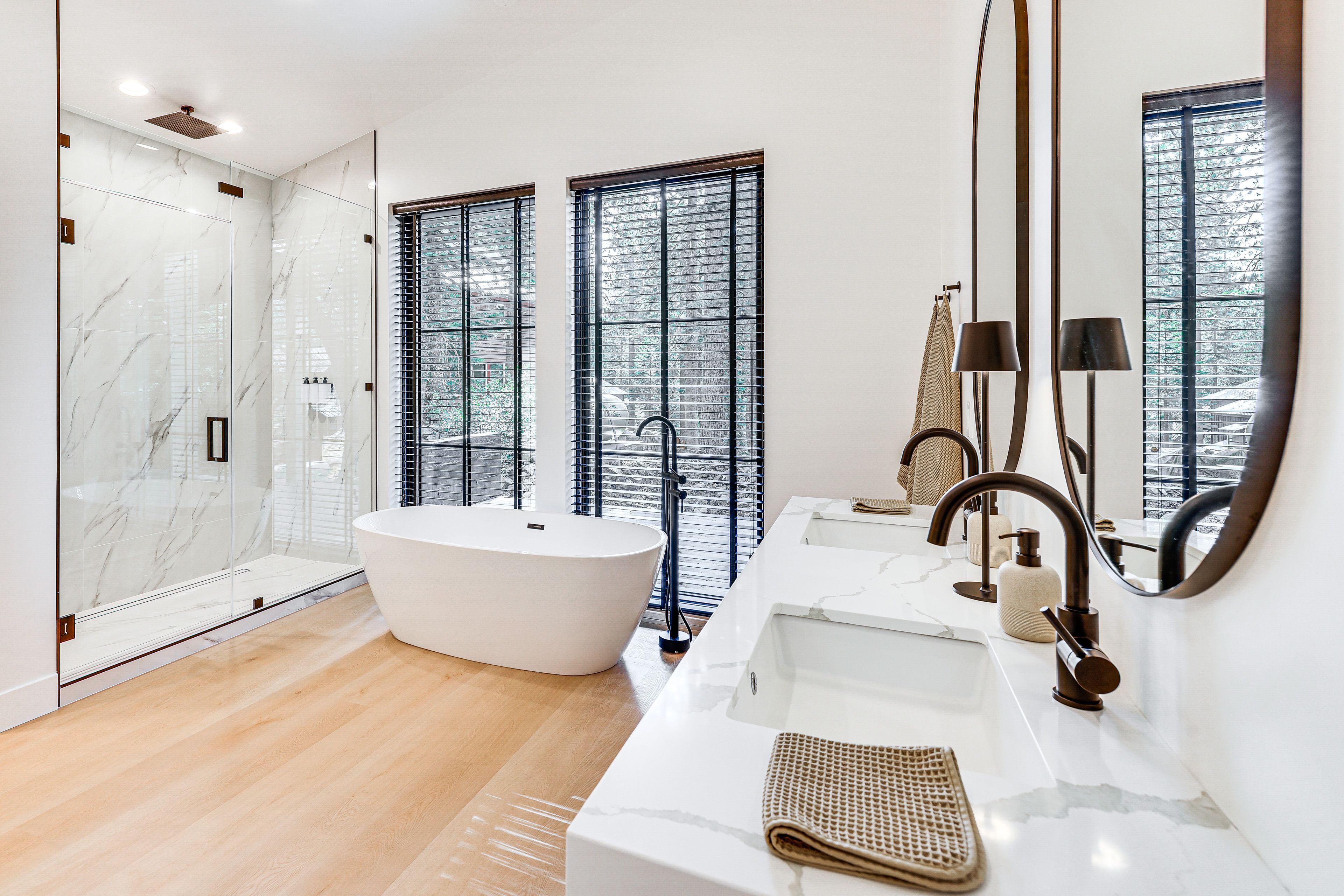 Full Bathroom | Basement Floor