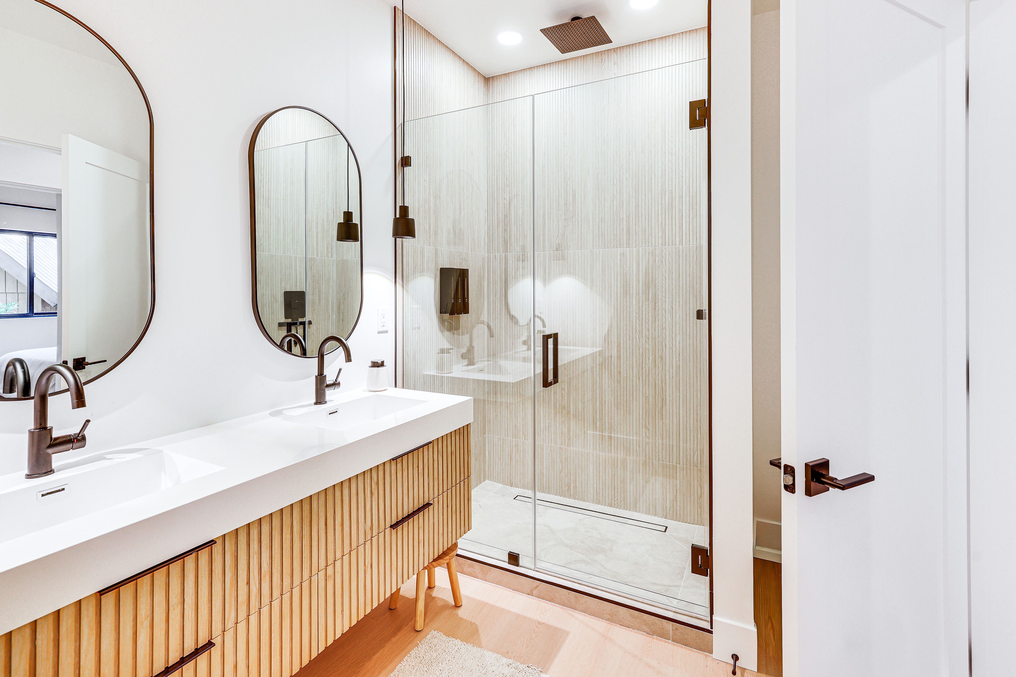 Full Bathroom | Basement Floor