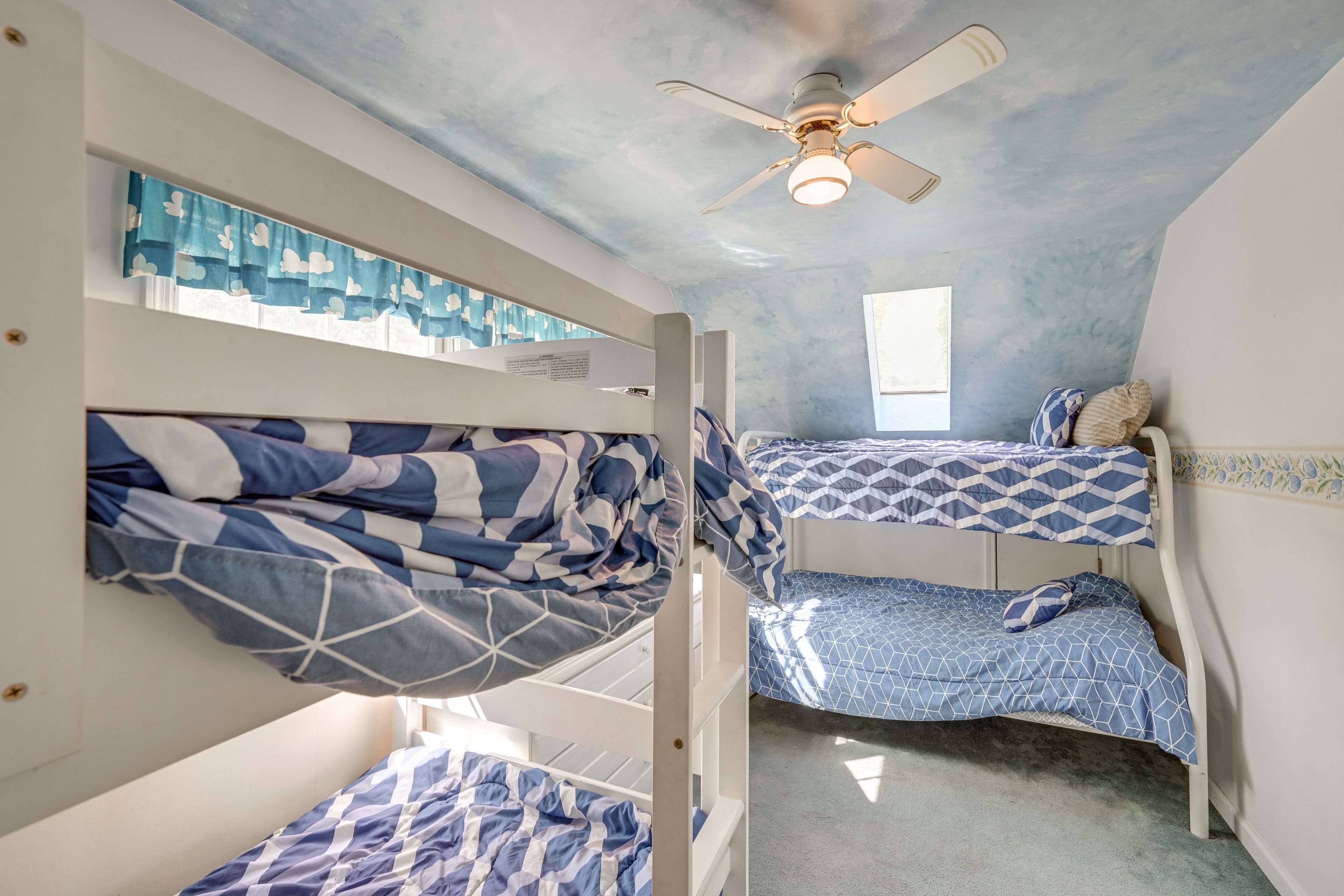 Bedroom 2 | 2 Twin/Full Bunk Beds | 2nd Floor