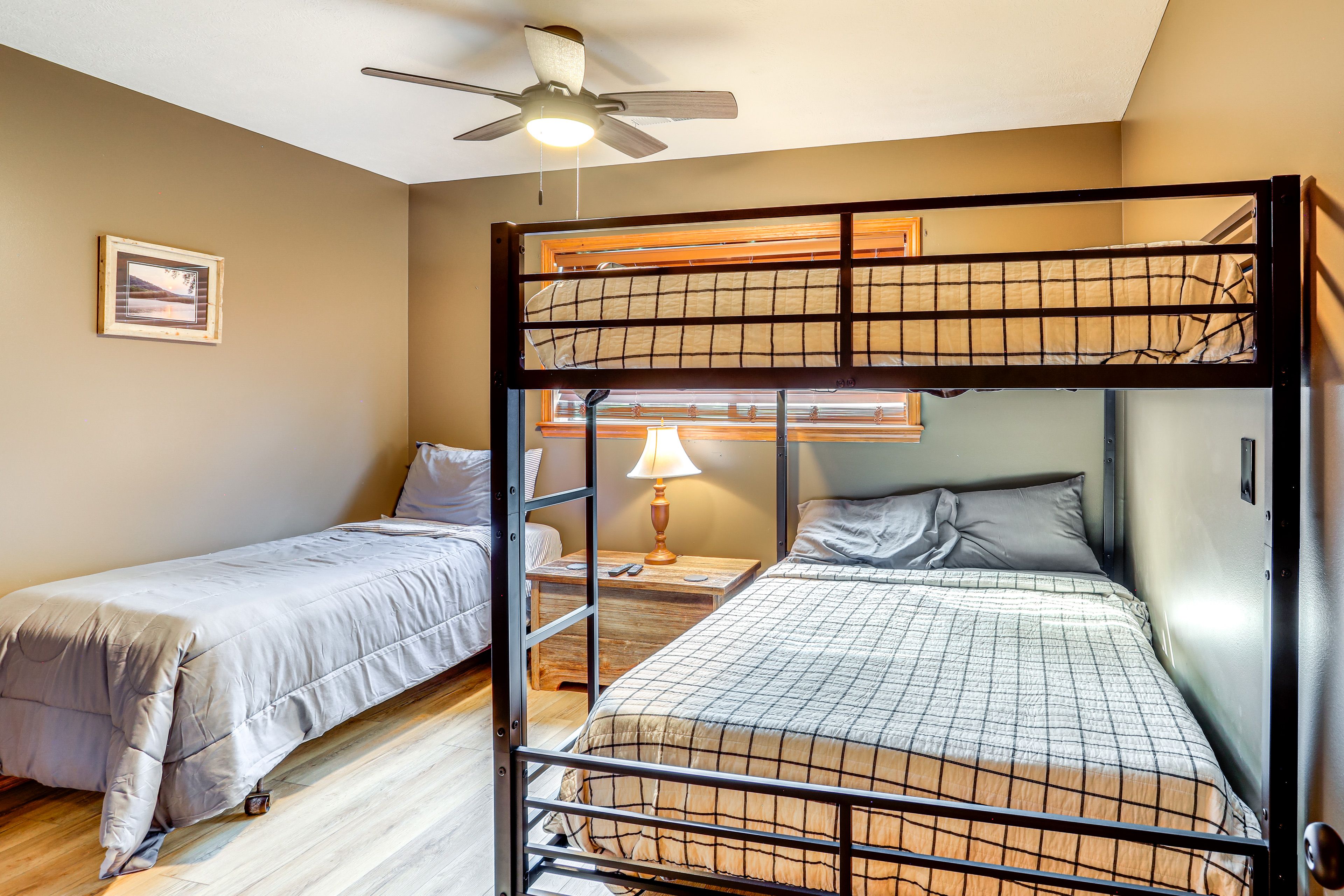Bedroom 4 | Full Bunk Bed | Twin Bed | Smart TV
