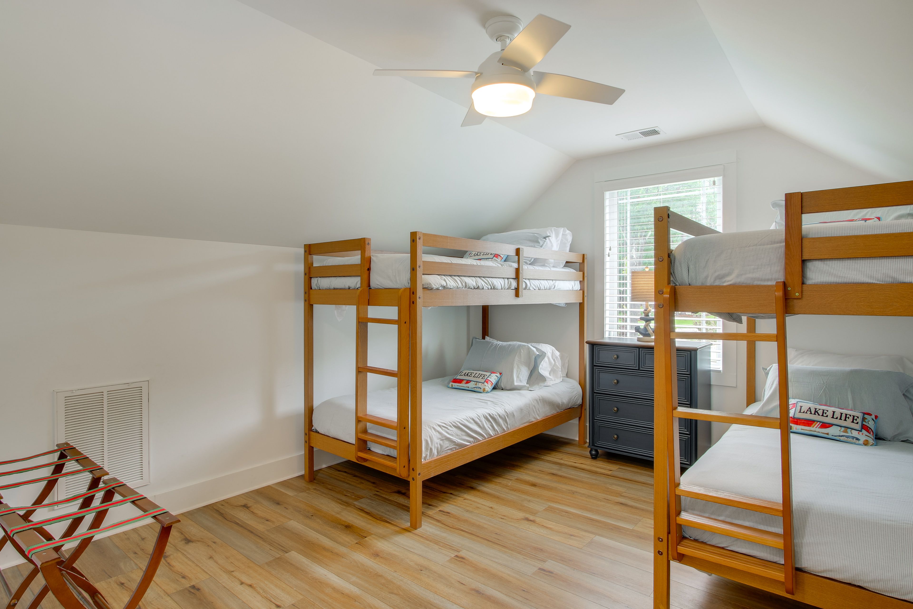 Bedroom 4 | 2 Twin Bunk Beds | 2nd Floor