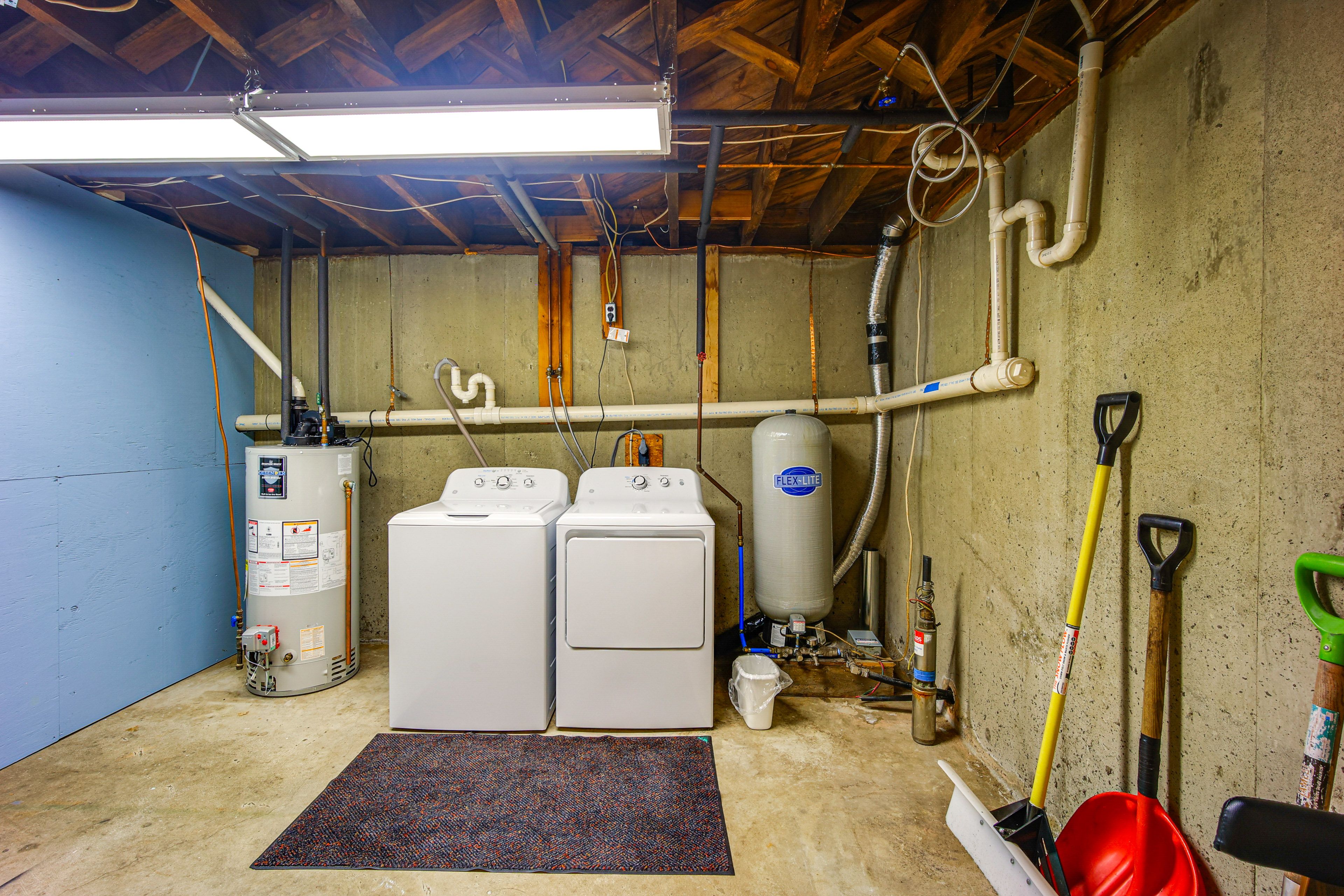 In-Unit Laundry | Lower Floor