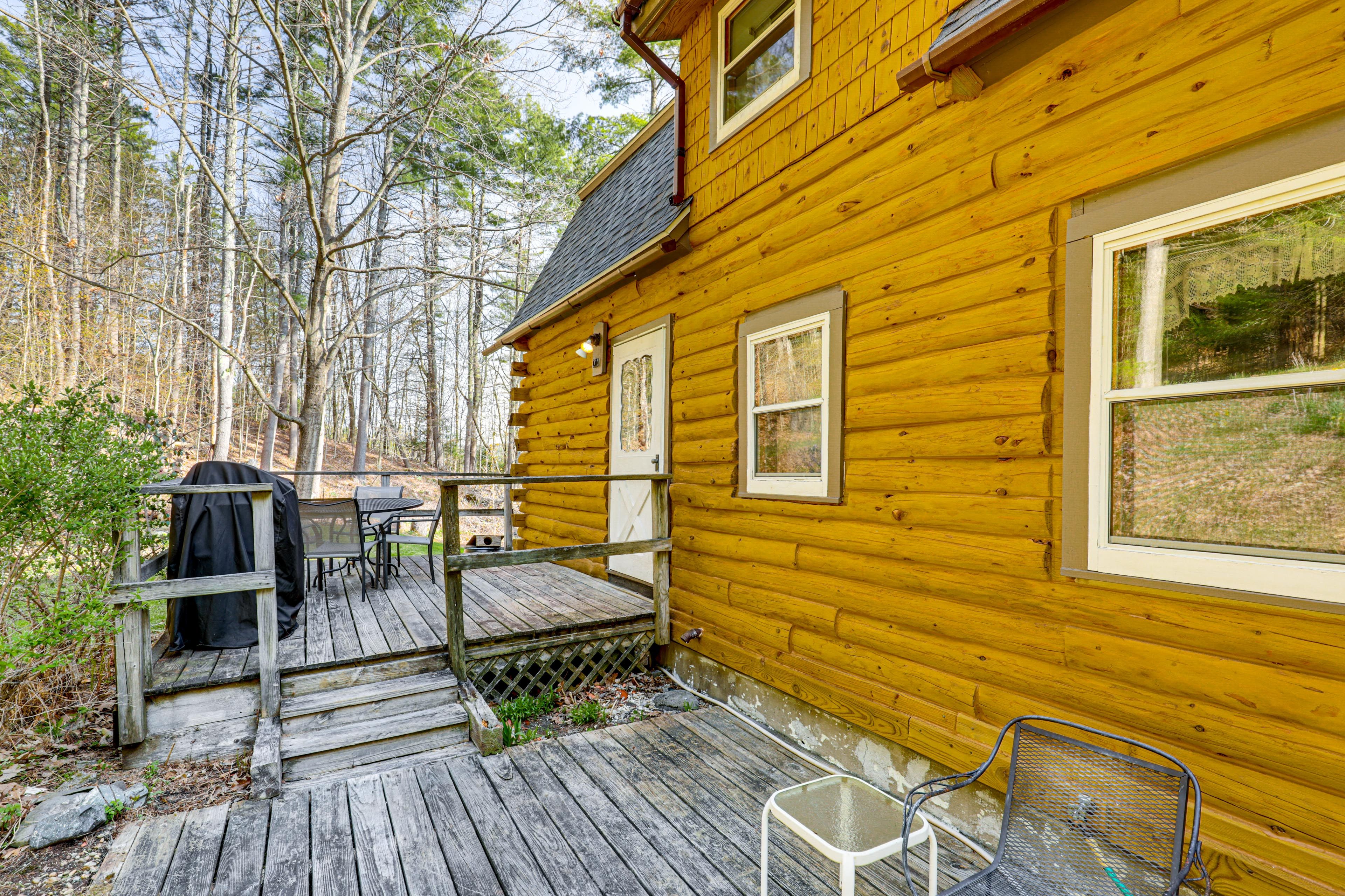 Exterior | Deck | Gas Grill