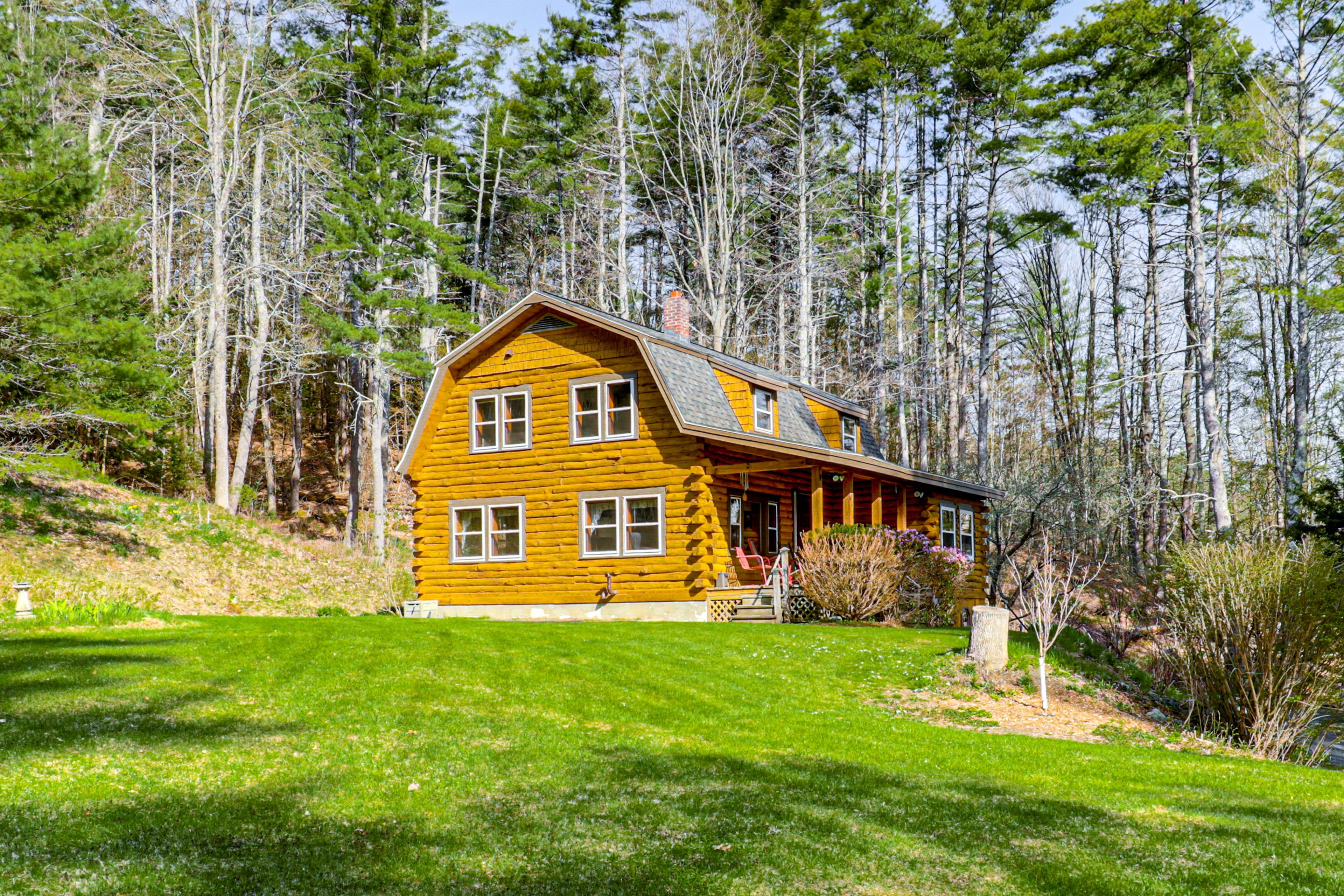 Plainfield Vacation Rental | 3BR | 1.5BA | Stairs Required | 1,800 Sq Ft