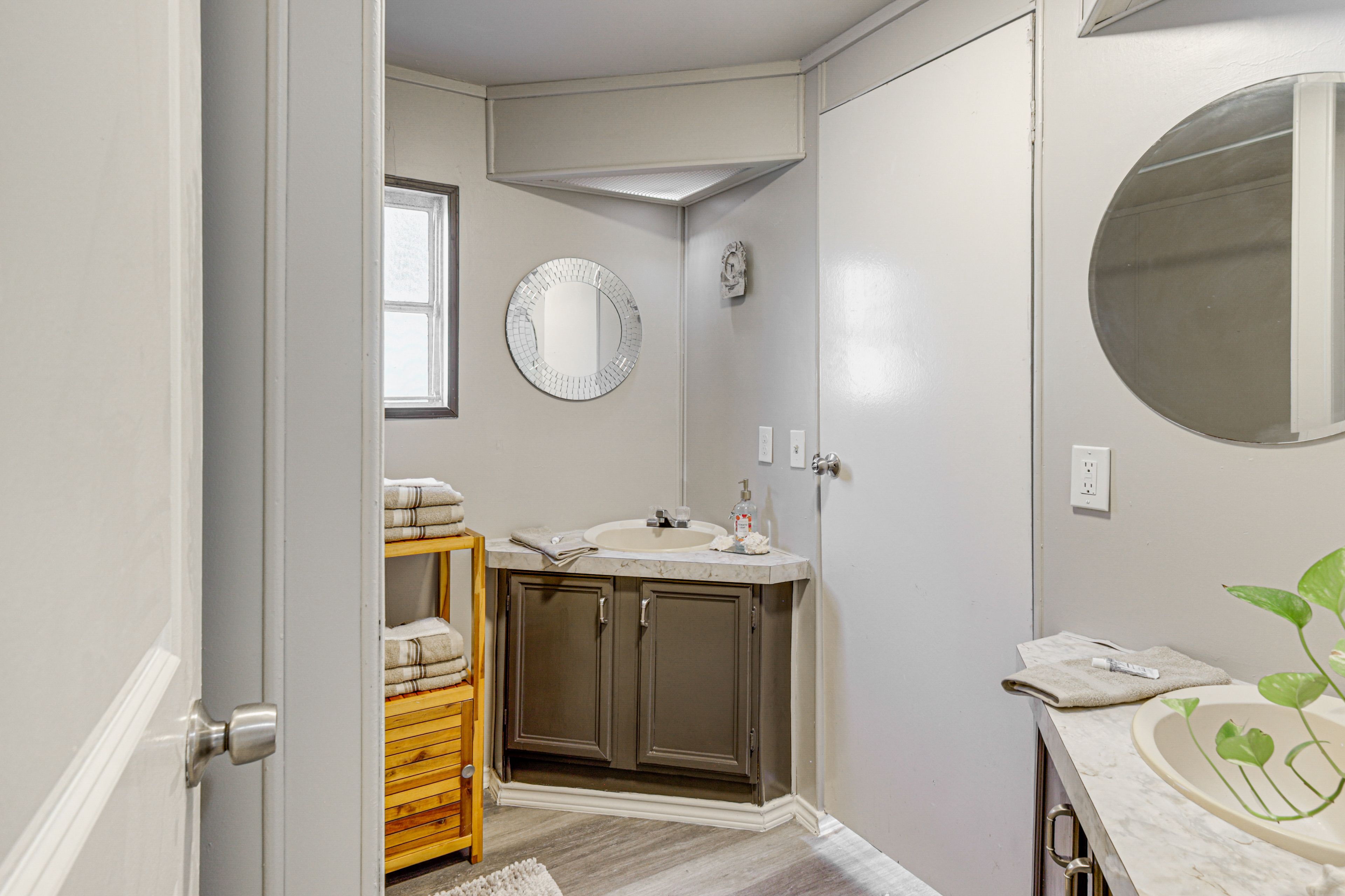 Bathroom | Towels Provided