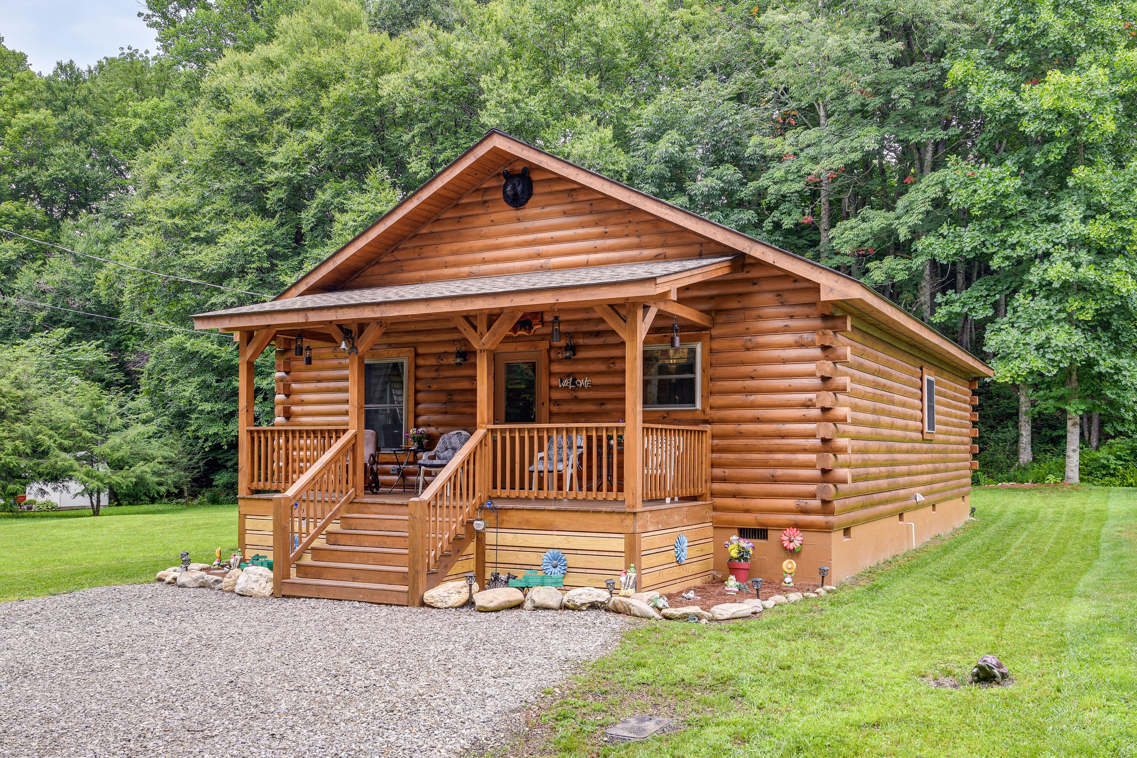 Maggie Valley Vacation Rental | 3BR | 2BA | 1,260 Sq Ft