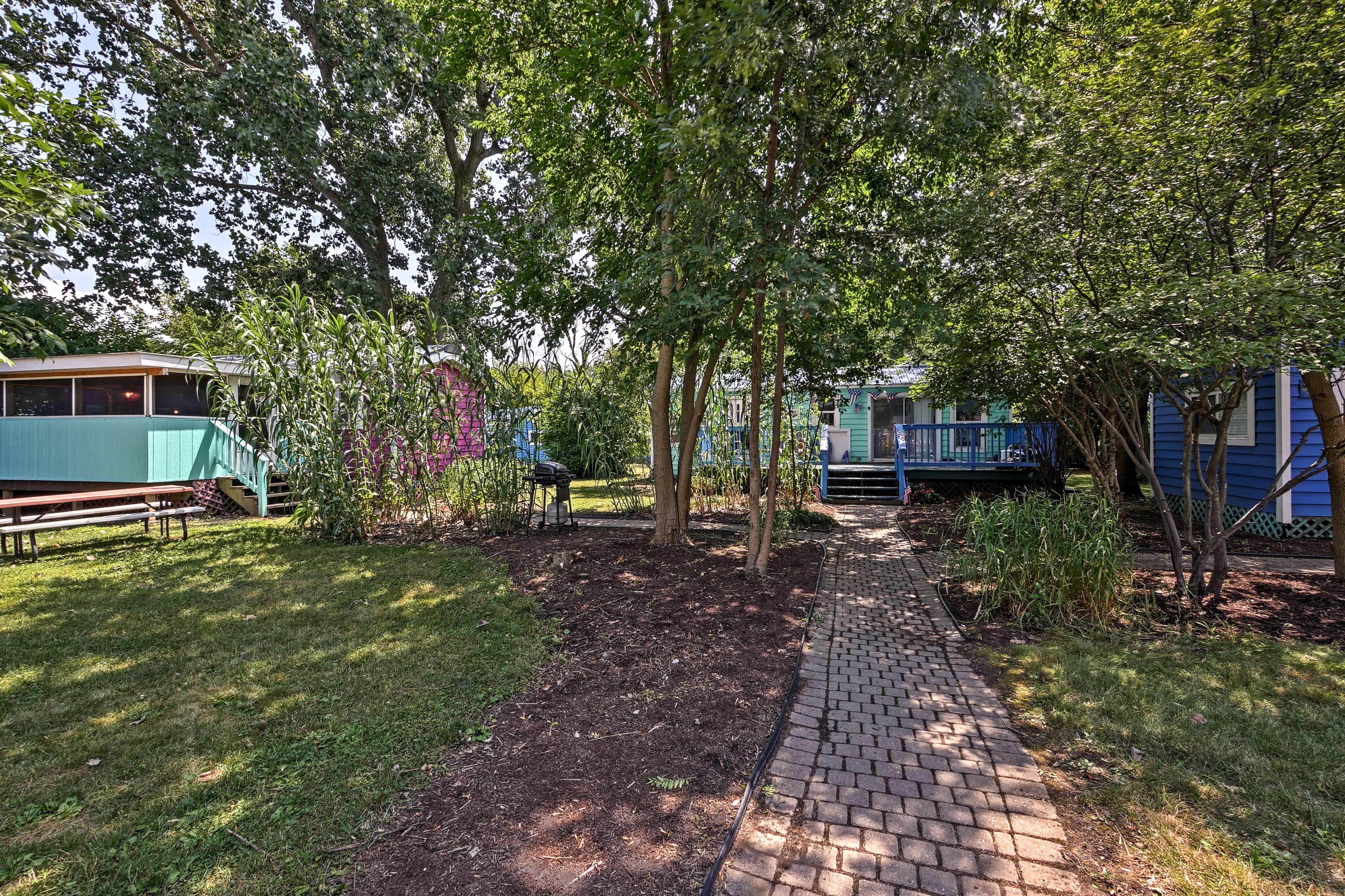 Parking | Driveway (2 Vehicles)