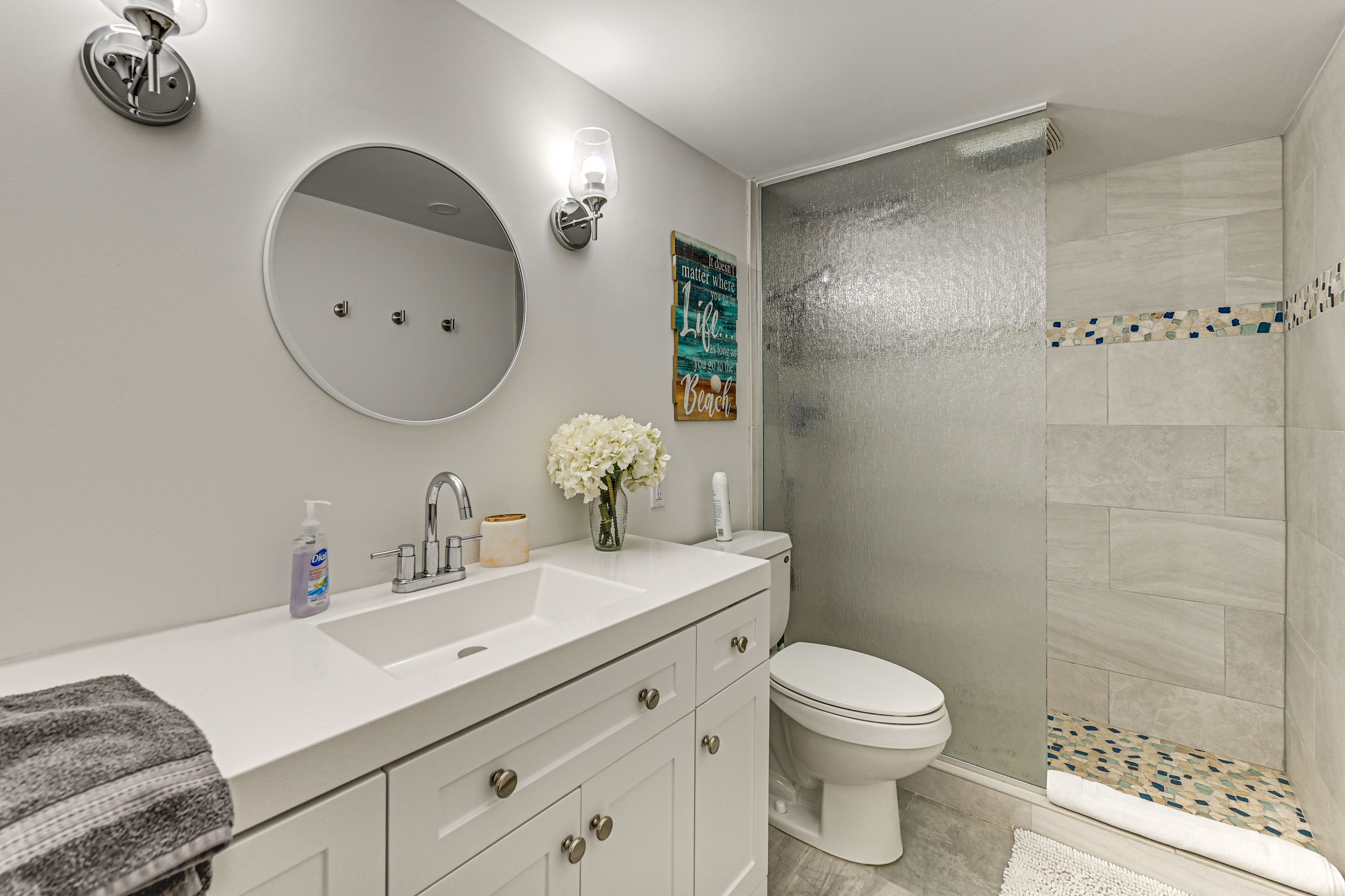 Studio | Full Bathroom | Towels Provided | Complimentary Toiletries
