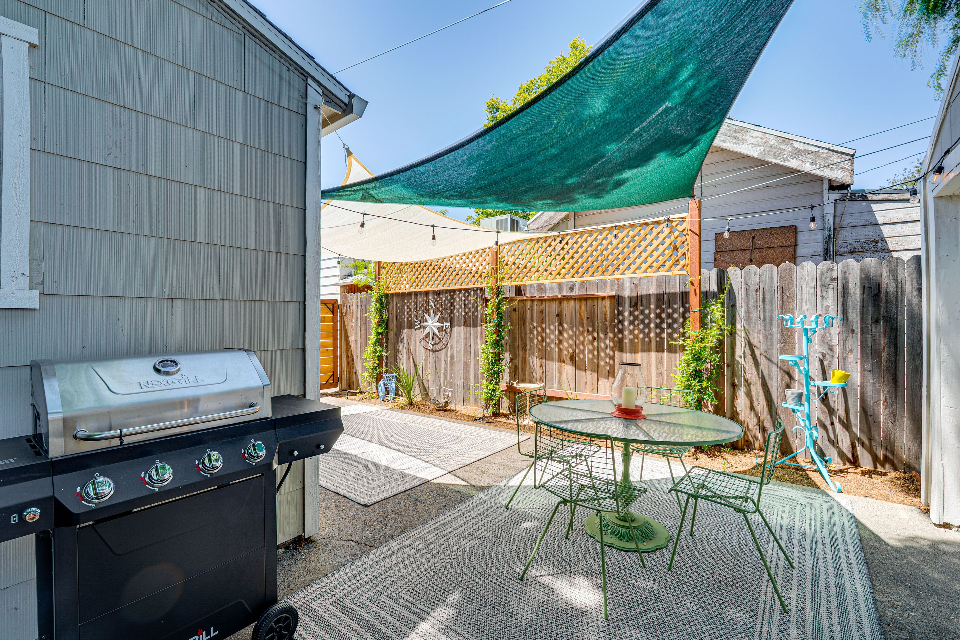 Private Patio | Gas Grill | Patio Seating