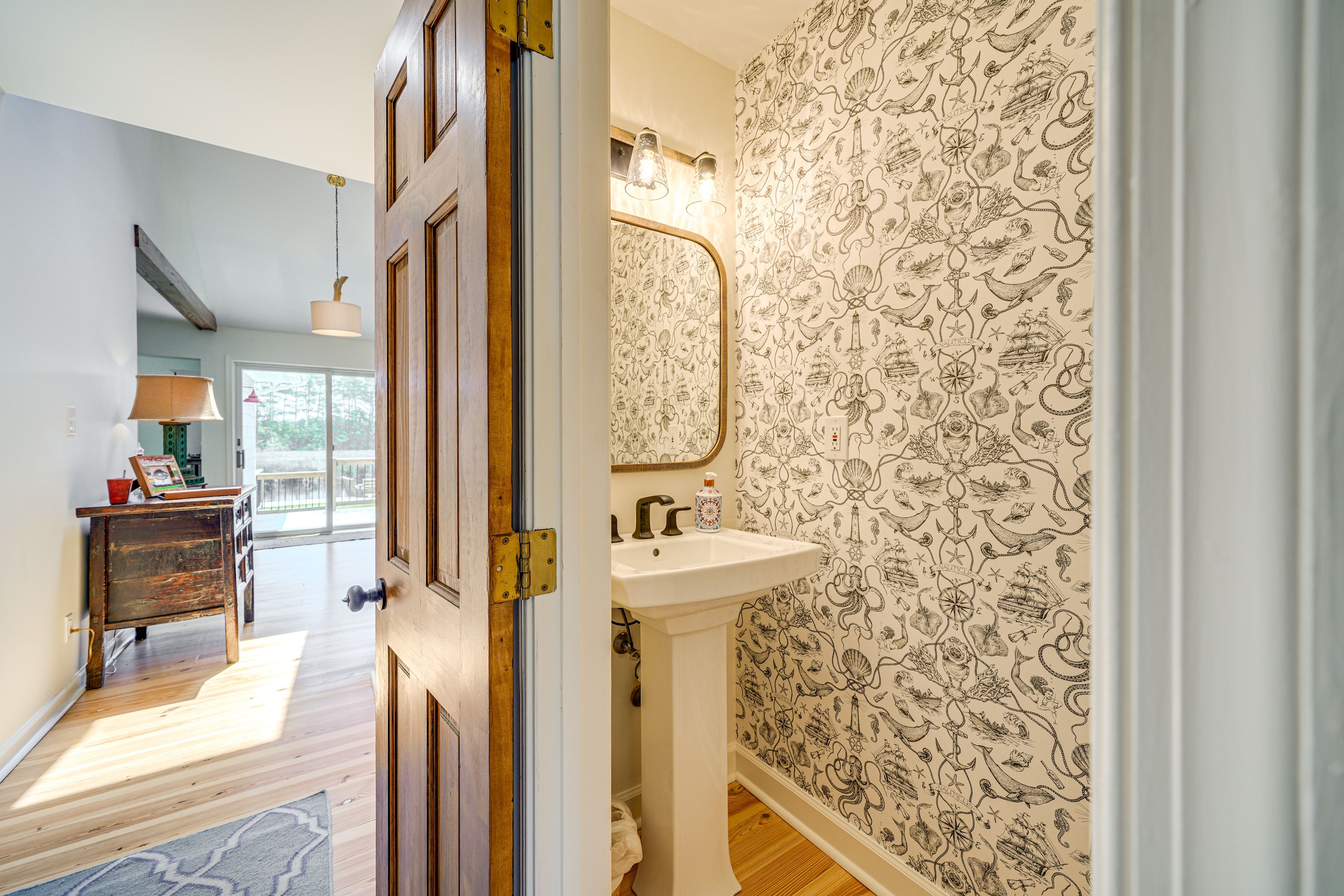 Half Bathroom | 1st Floor