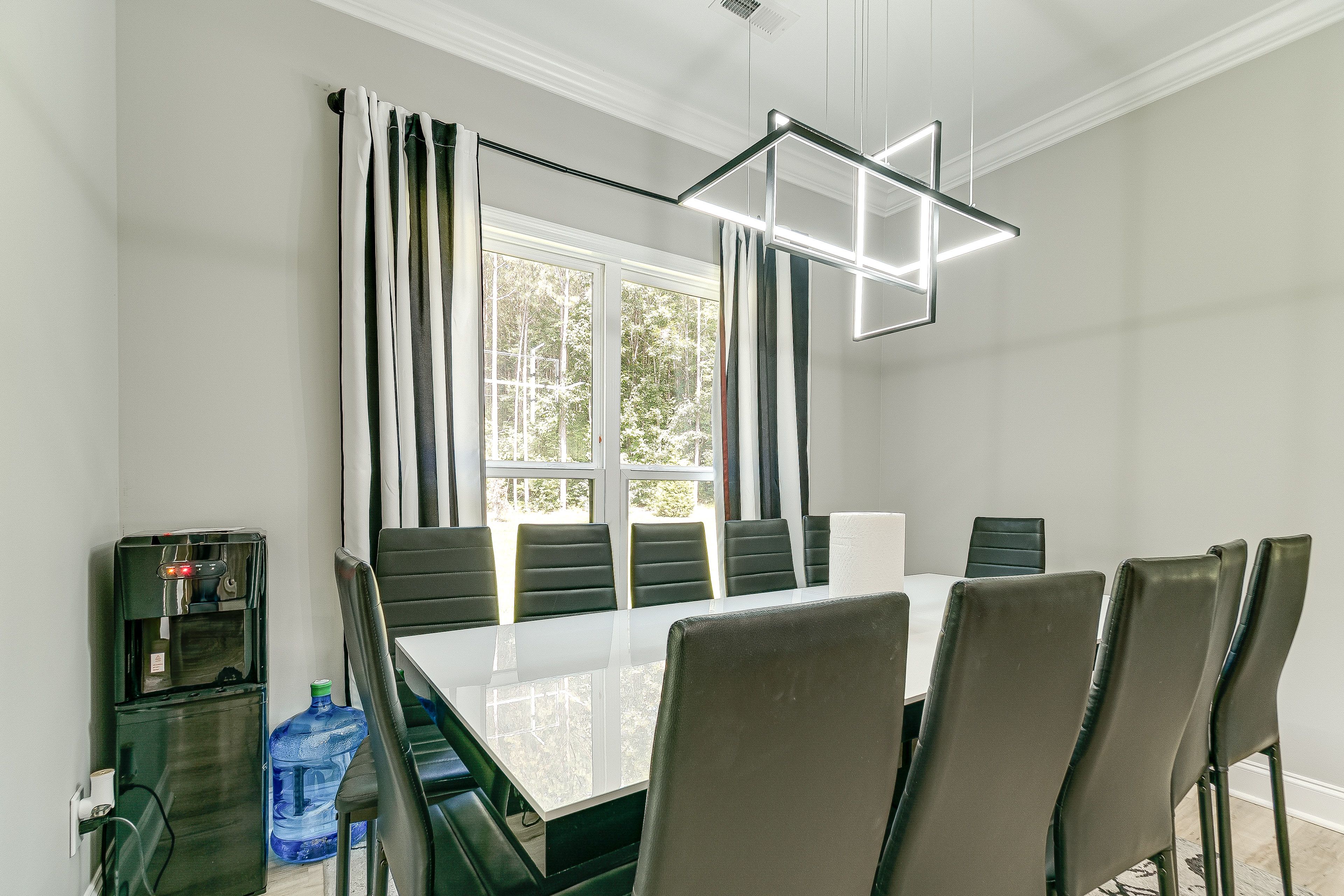 Dining Table | Filtered Water Dispenser