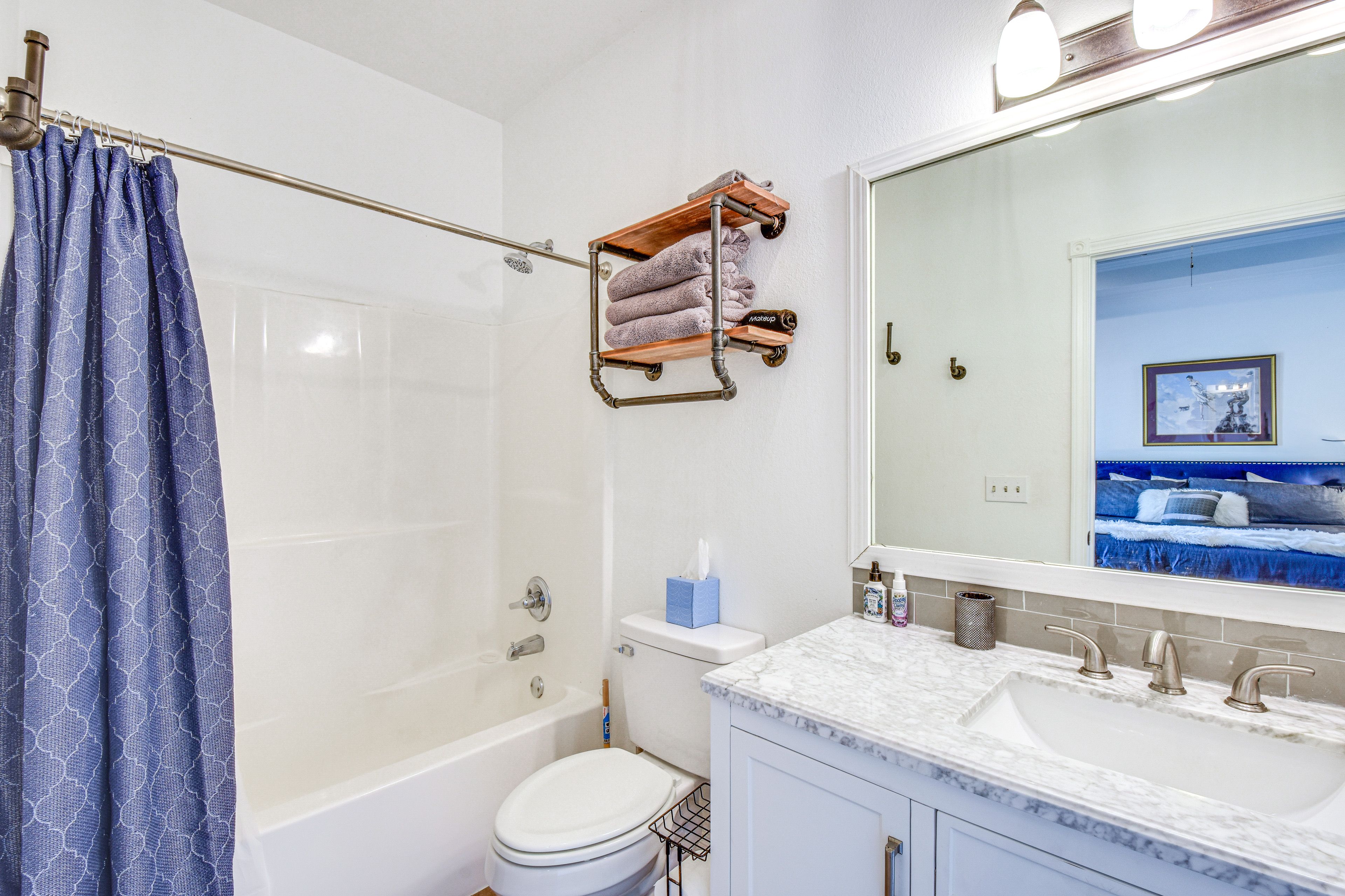 En-Suite Bathroom