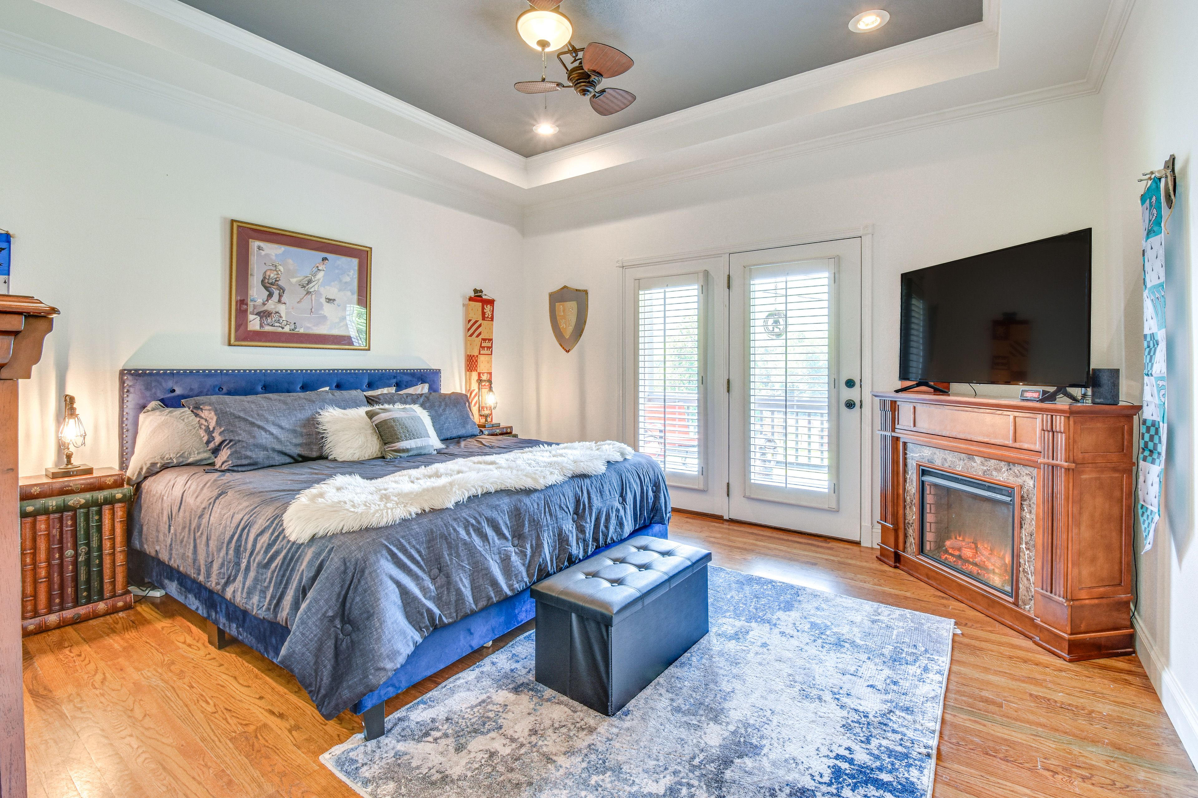 Bedroom 1 | King Bed