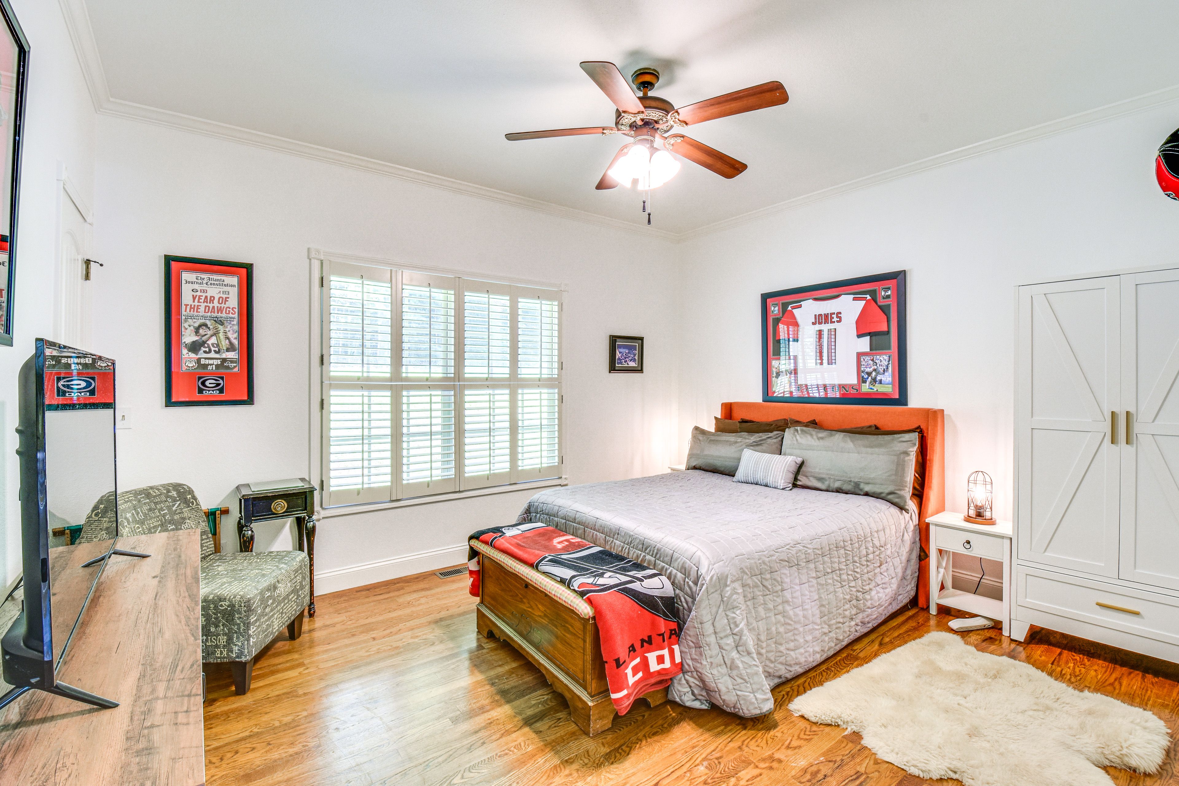 Bedroom 2 | Queen Bed