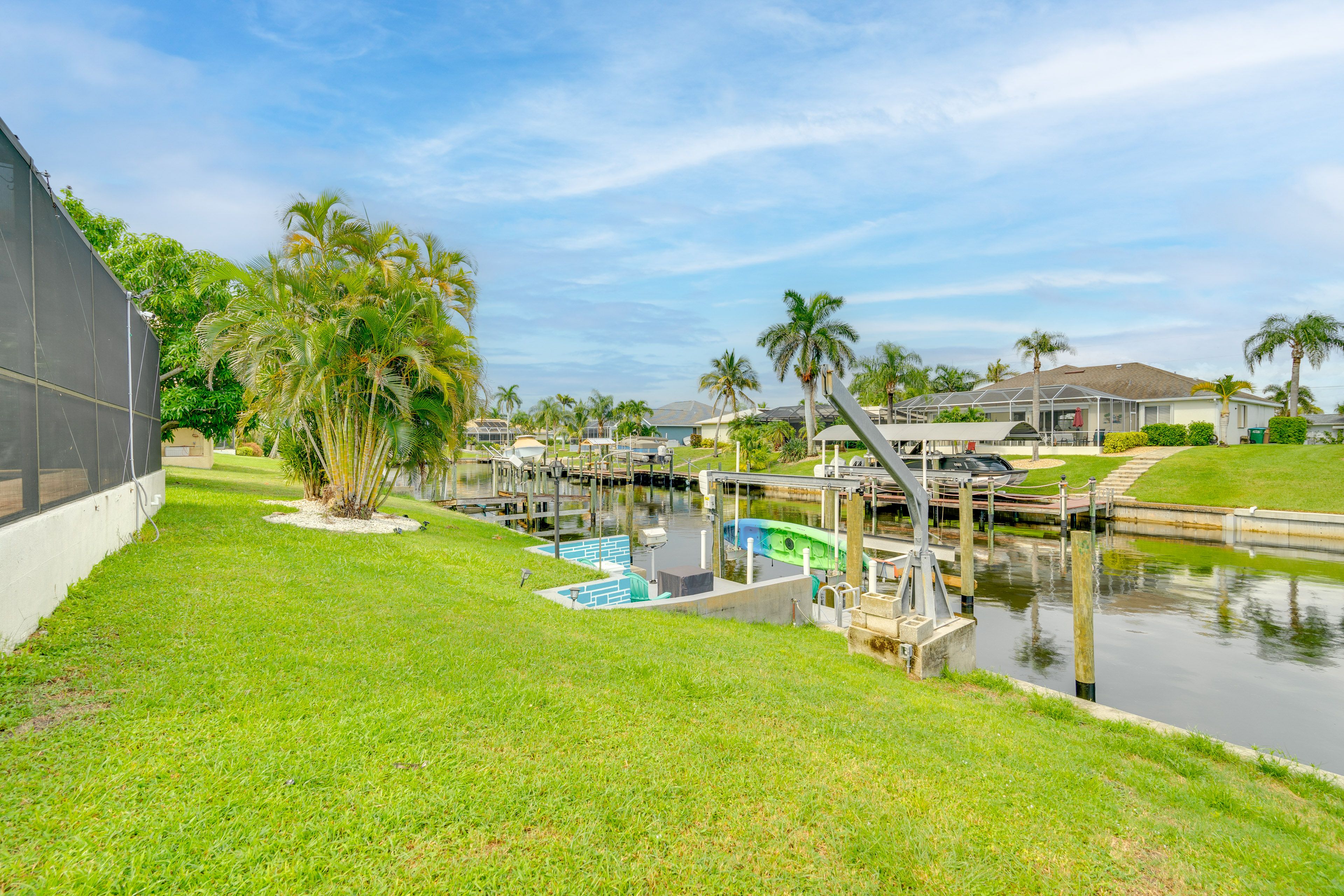 Yard Space | Canal Access & Views
