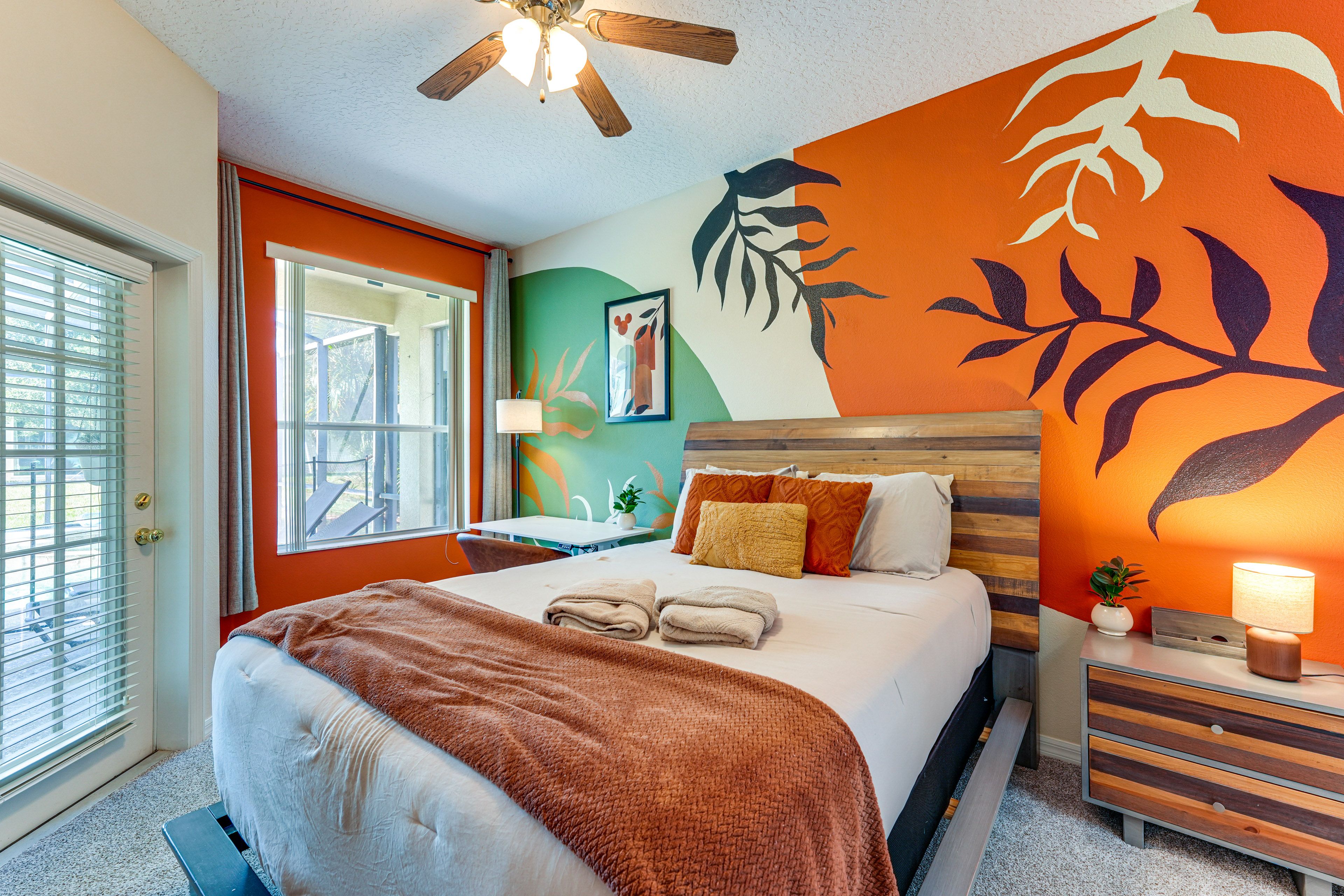 Bedroom 2 | Queen Bed
