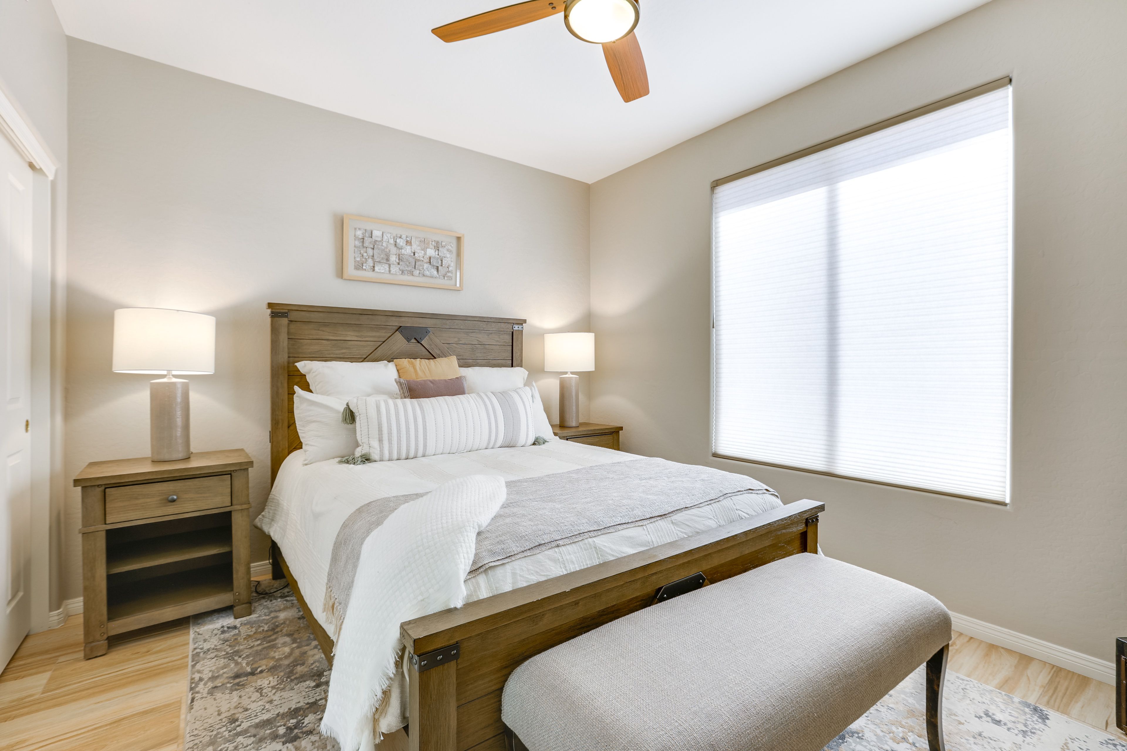 Bedroom 2 | Queen Bed | Smart TV