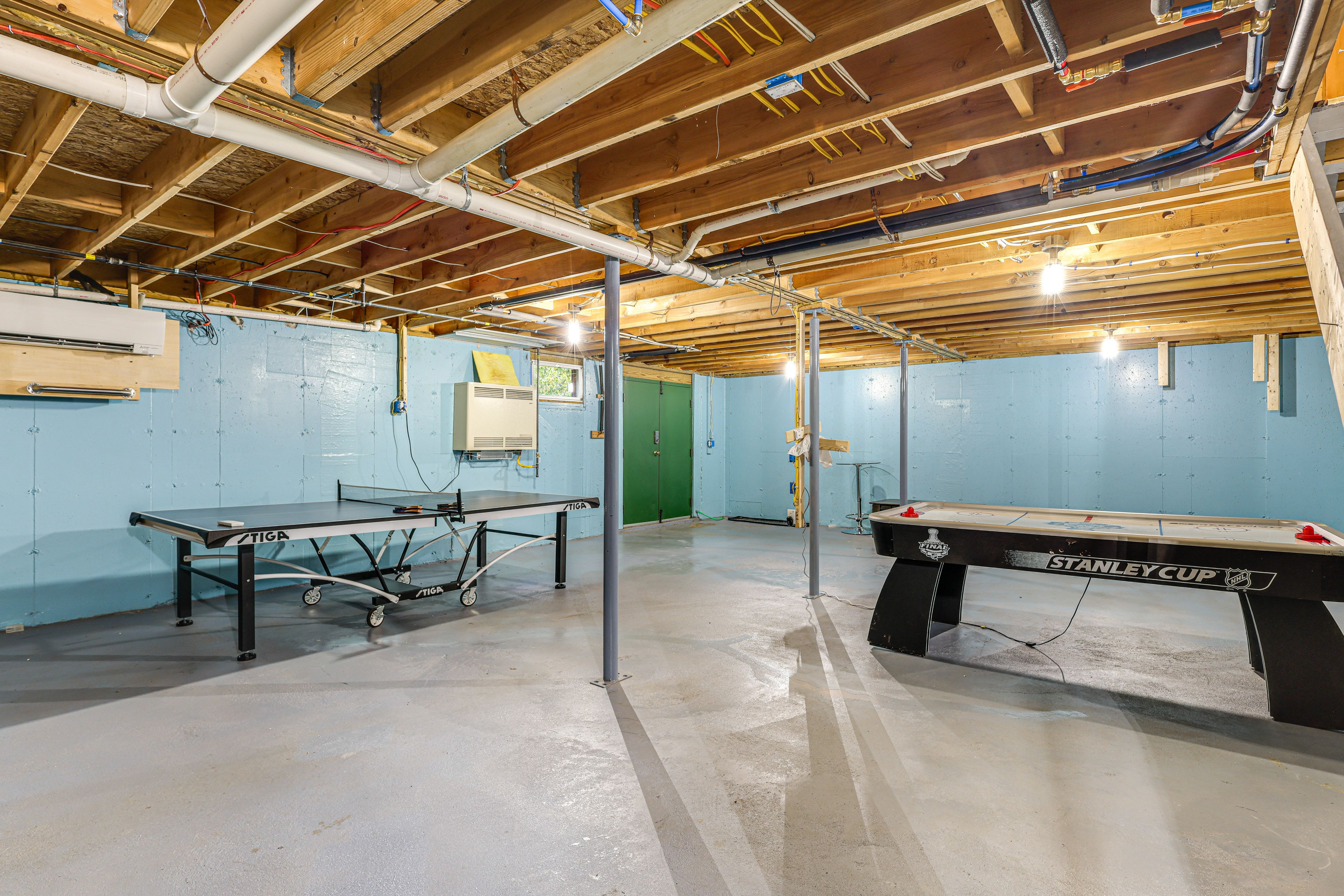 Game Room | Arcade Machine | Air Hockey Table | Ping-Pong Table | Lower Level