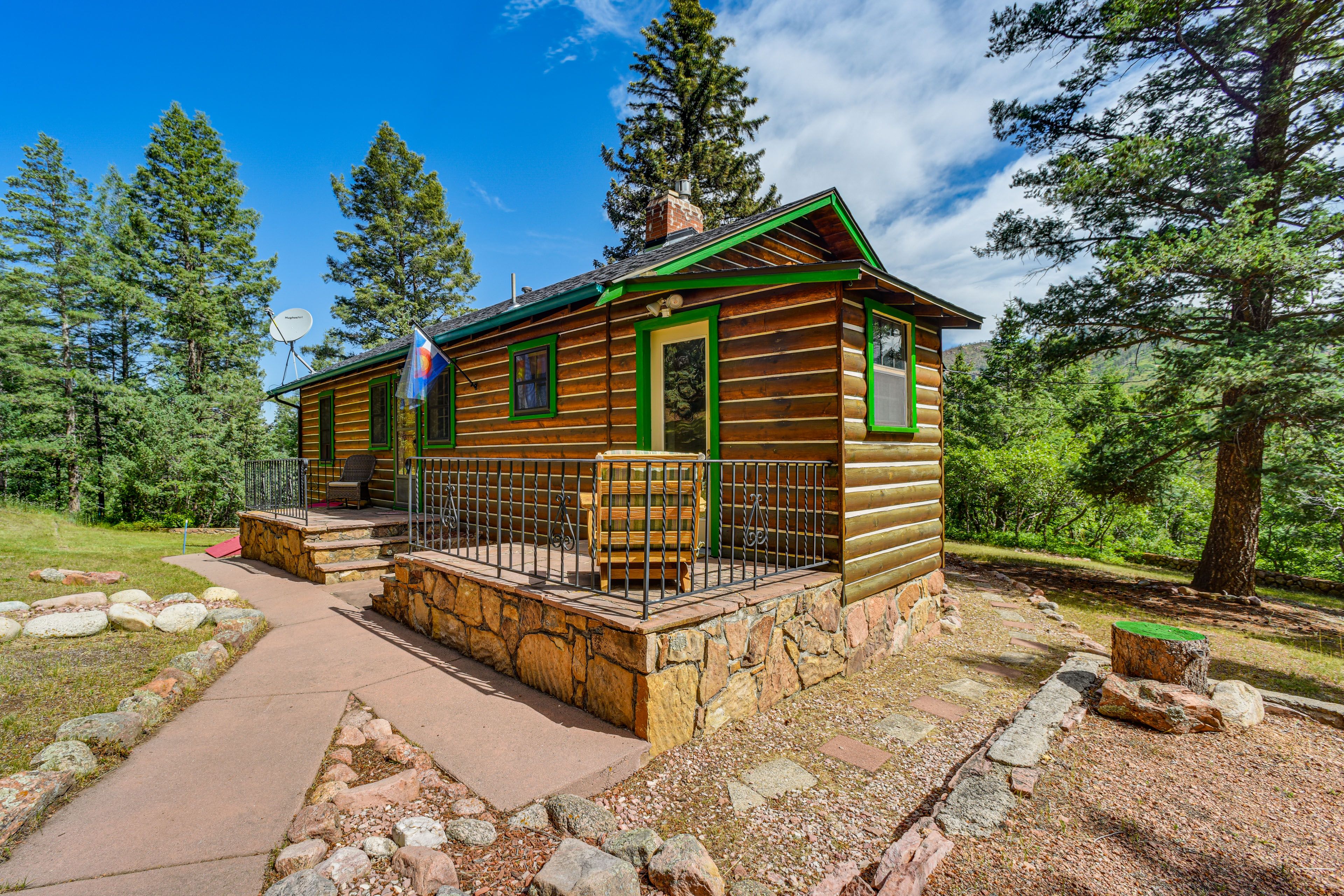 Cascade Vacation Rental | 2BR | 1BA | Steps Required | 1,000 Sq Ft
