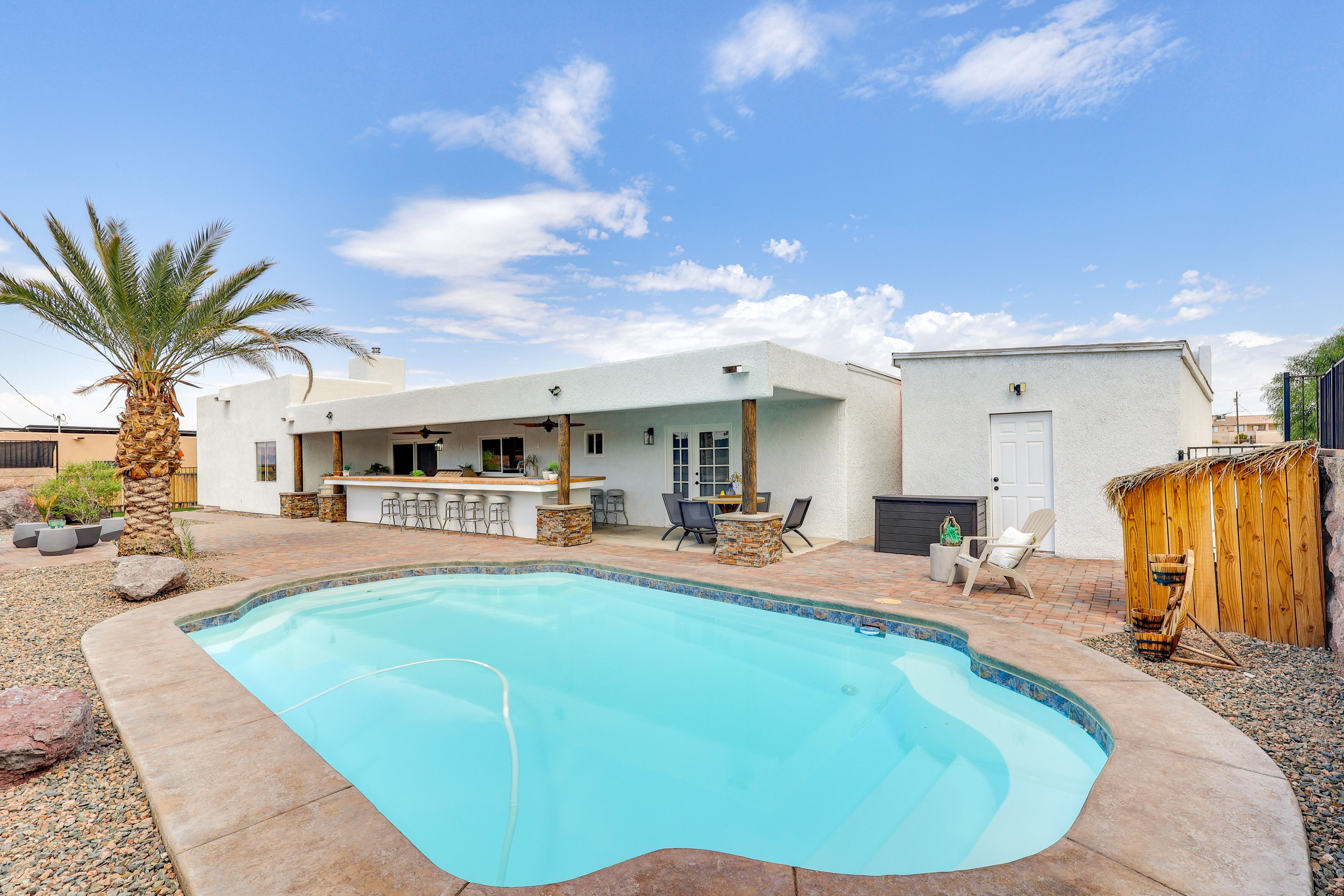 Lake Havasu City Vacation Rental | 5BR | 3BA | 2,250 Sq Ft | Step-Free Access