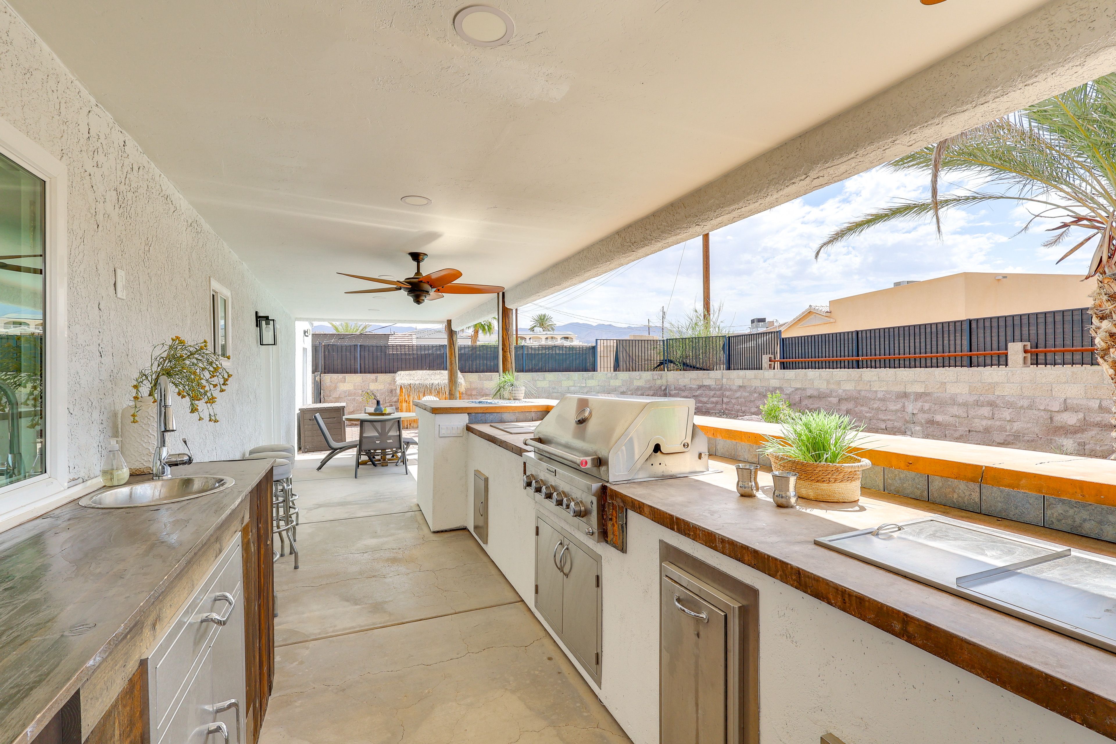 Outdoor Kitchen | Gas Grill