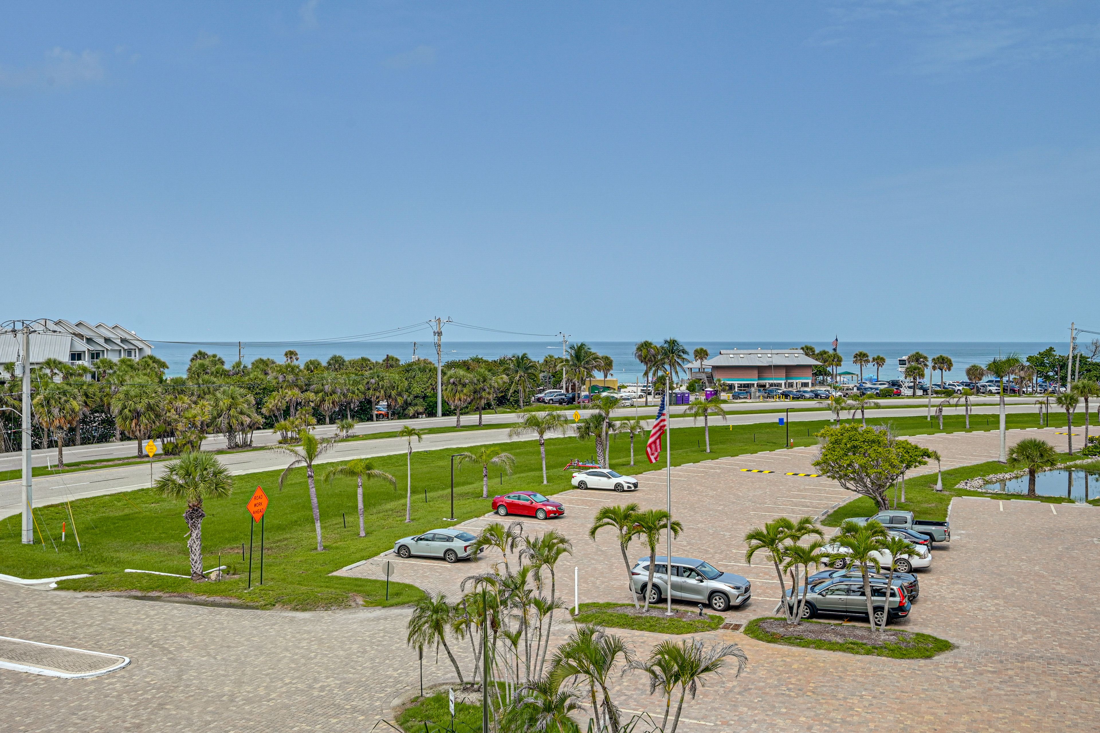 Parking | Community Parking Lot (First-Come, First-Served)