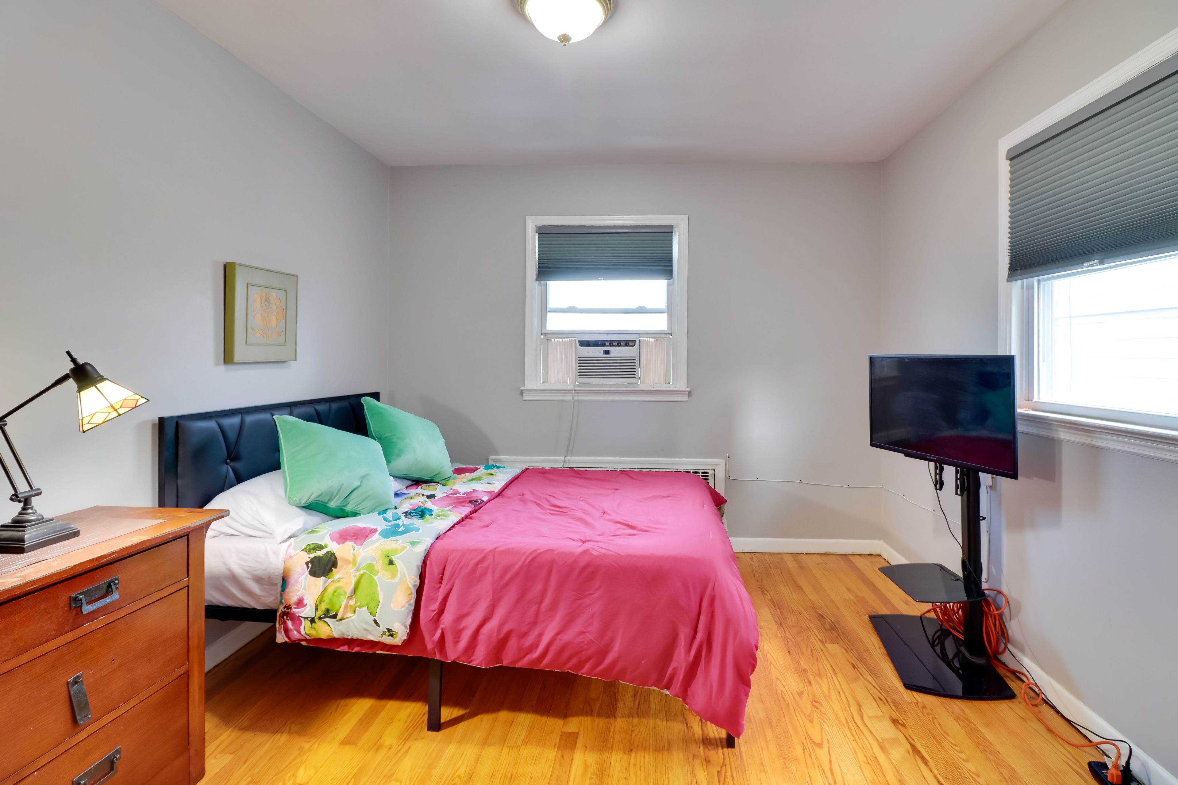 Bedroom 2 | Queen Bed | 2nd Floor