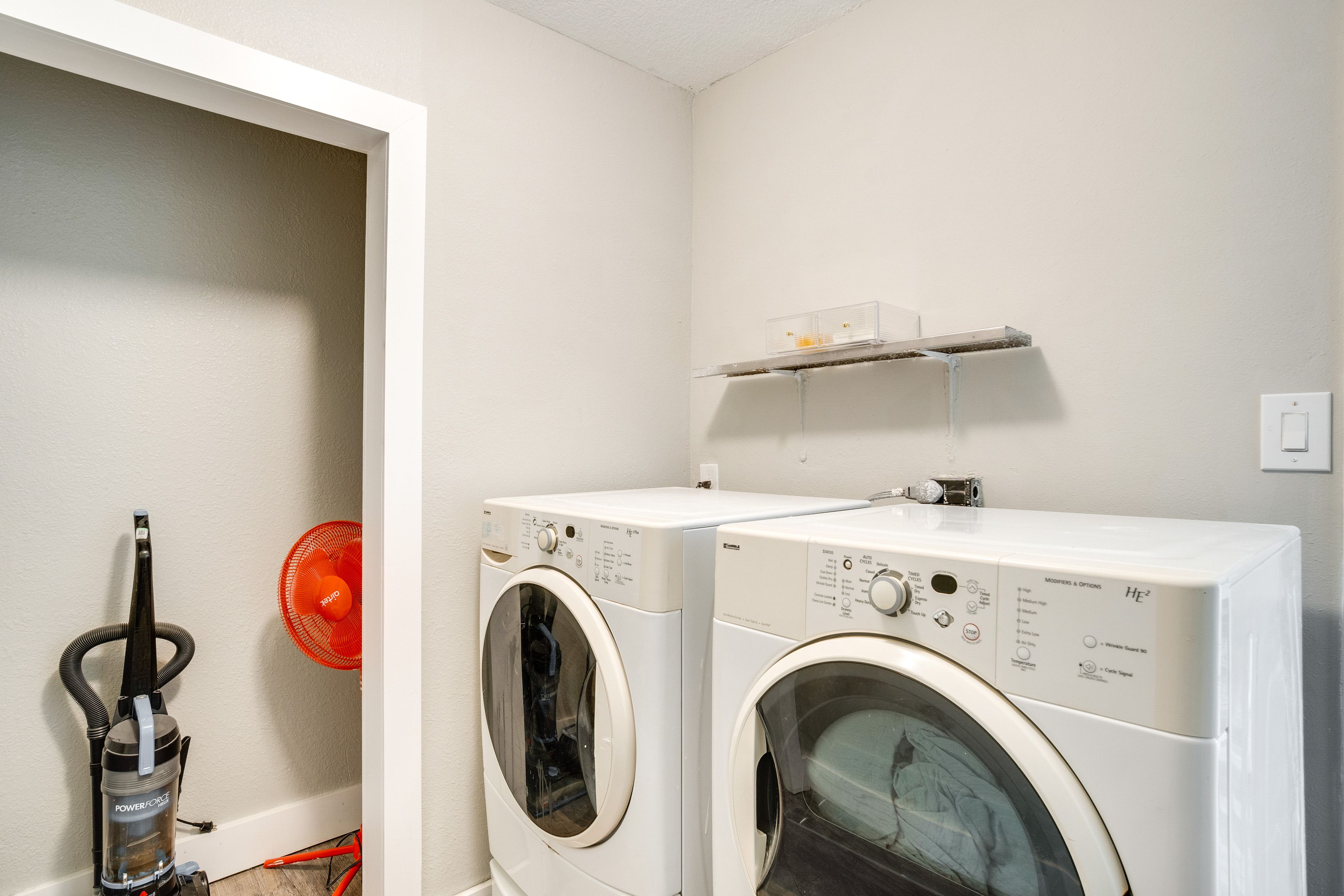 Laundry Area | Washer/Dryer